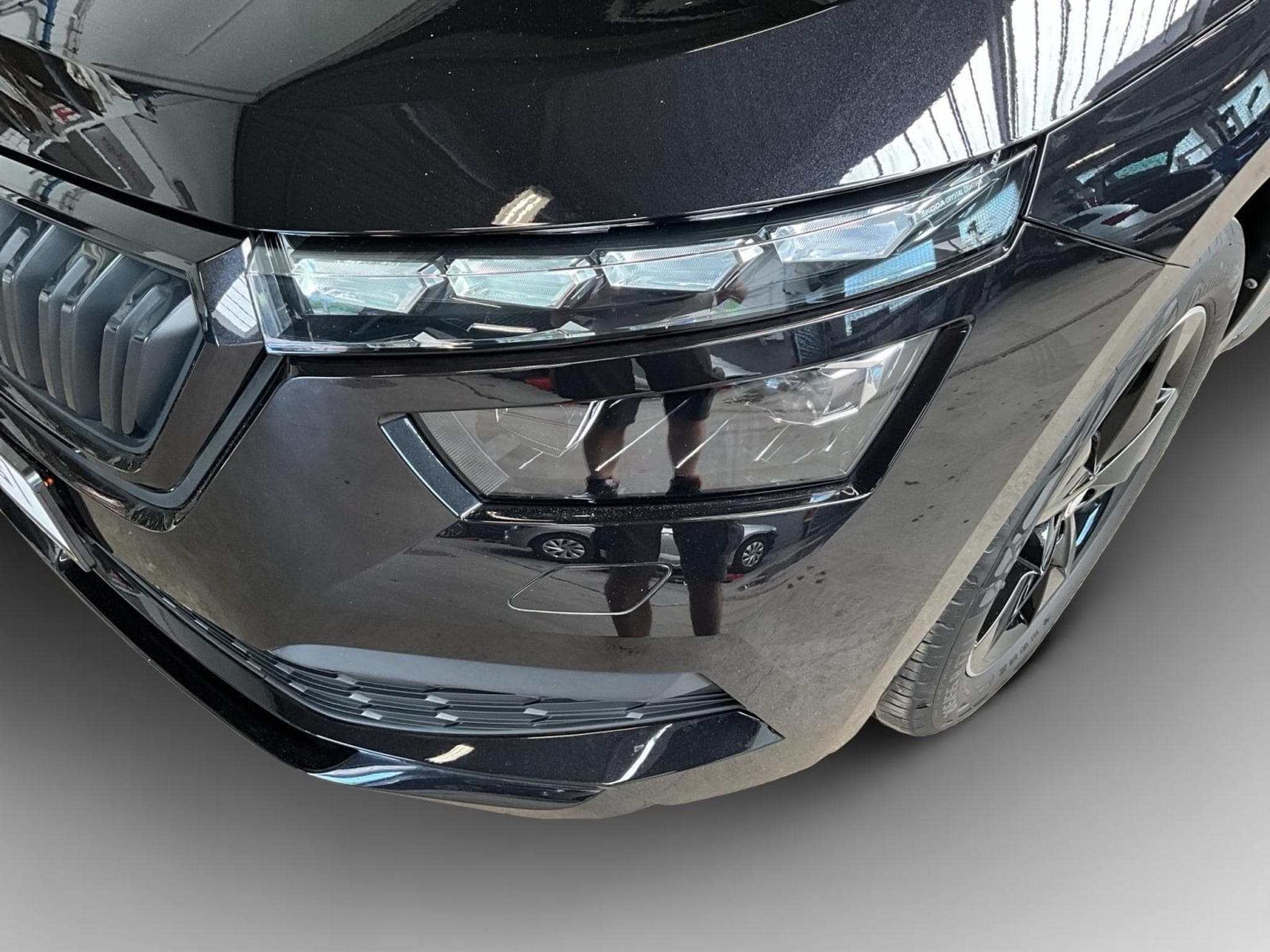 Skoda Kamiq Monte-Carlo+DSG (2022) - Foto 18