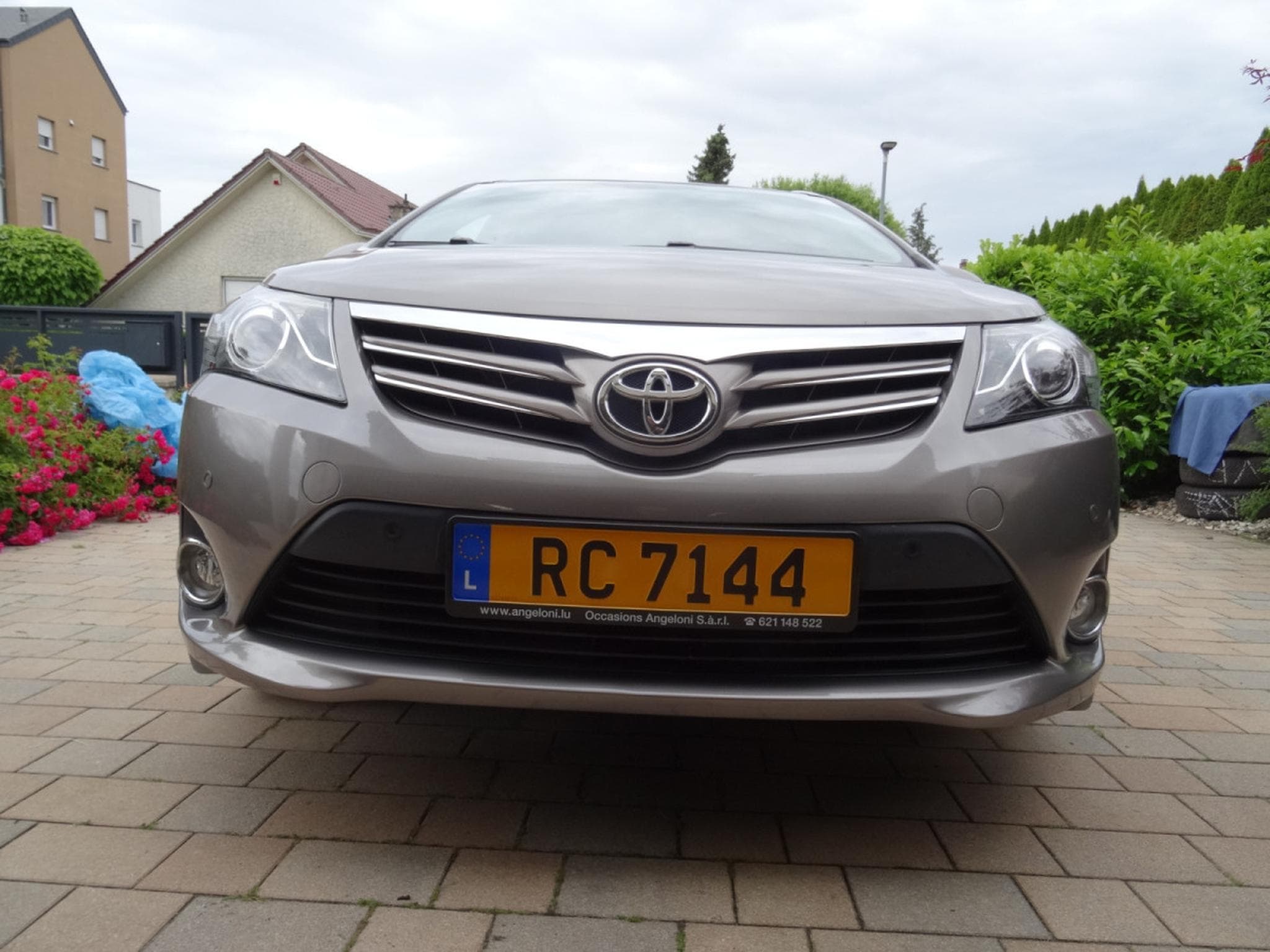 Toyota Avensis 1.8 AUTOMATIQUE (2014) - Photo 3