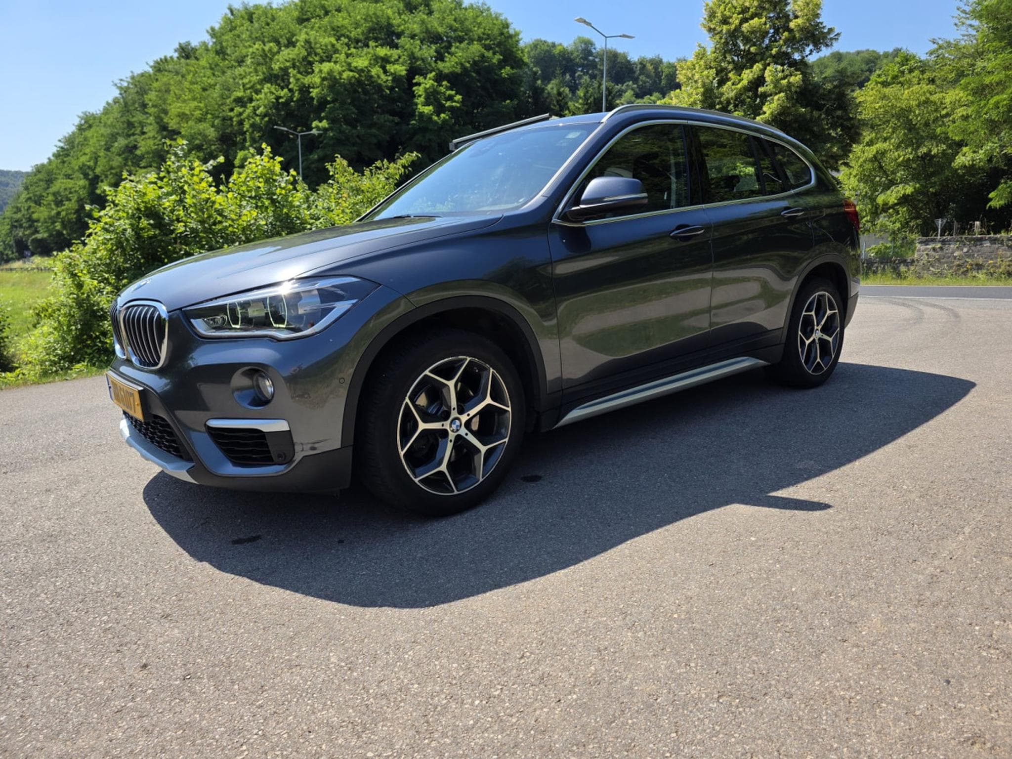 BMW X1 18i (2019) - Photo 3