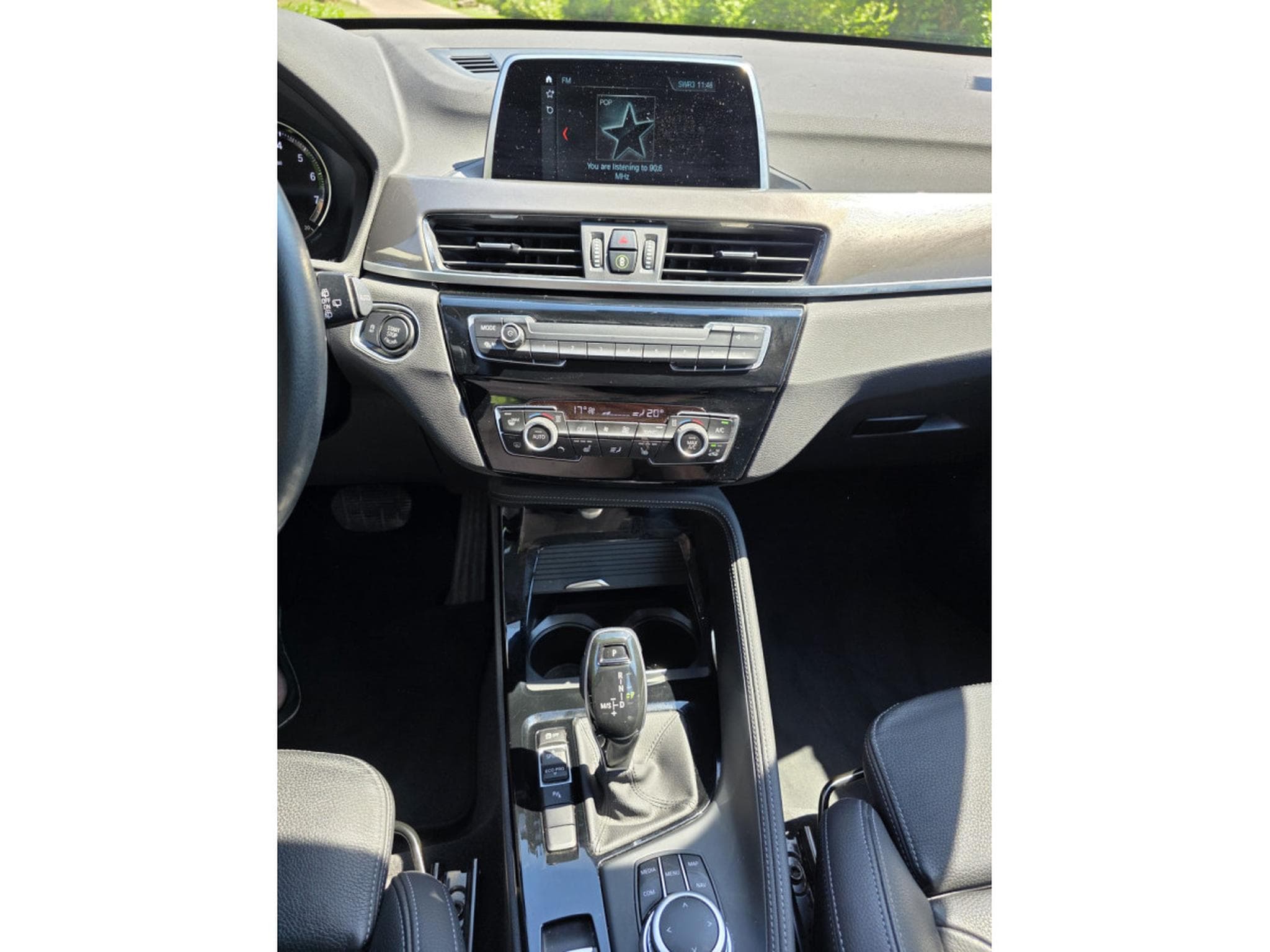 BMW X1 18i (2019) - Photo 5