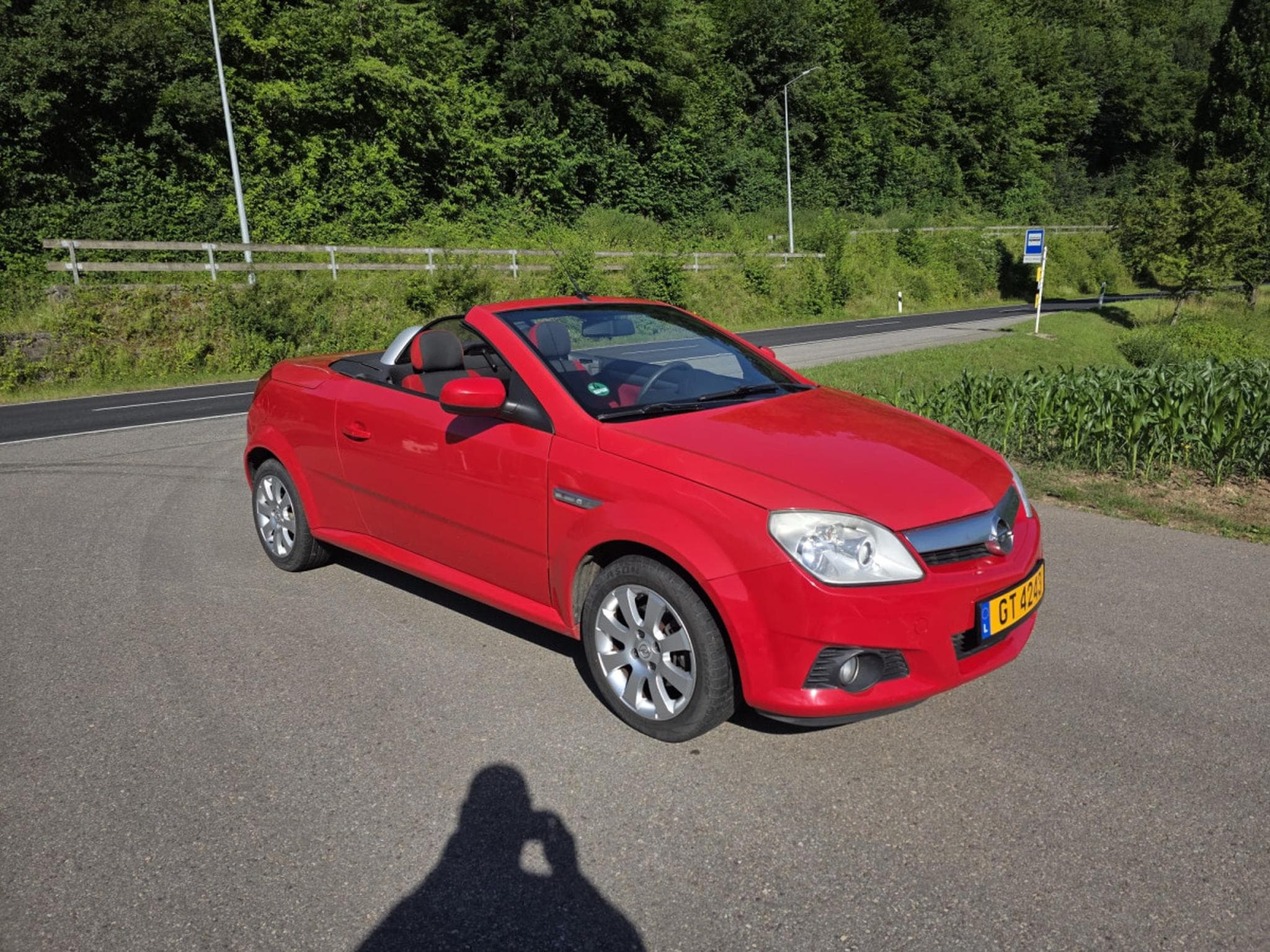 Opel Tigra 1.4 Enjoy (2005) - Photo 2