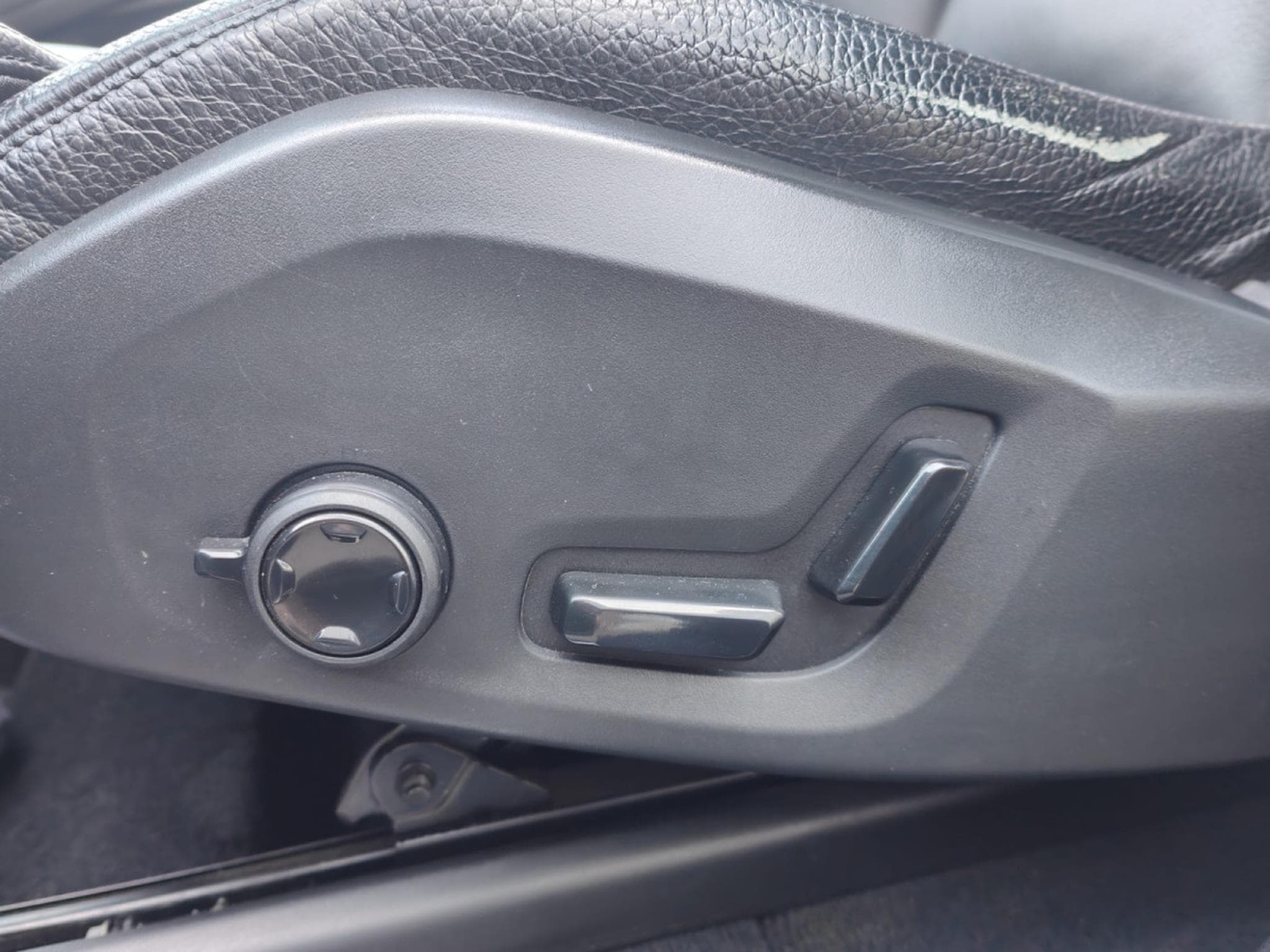 Volvo XC90 B5 AWD 7 PLACES TOIT OUVRANT CUIR GPS CARPLAY (2021) - Photo 22