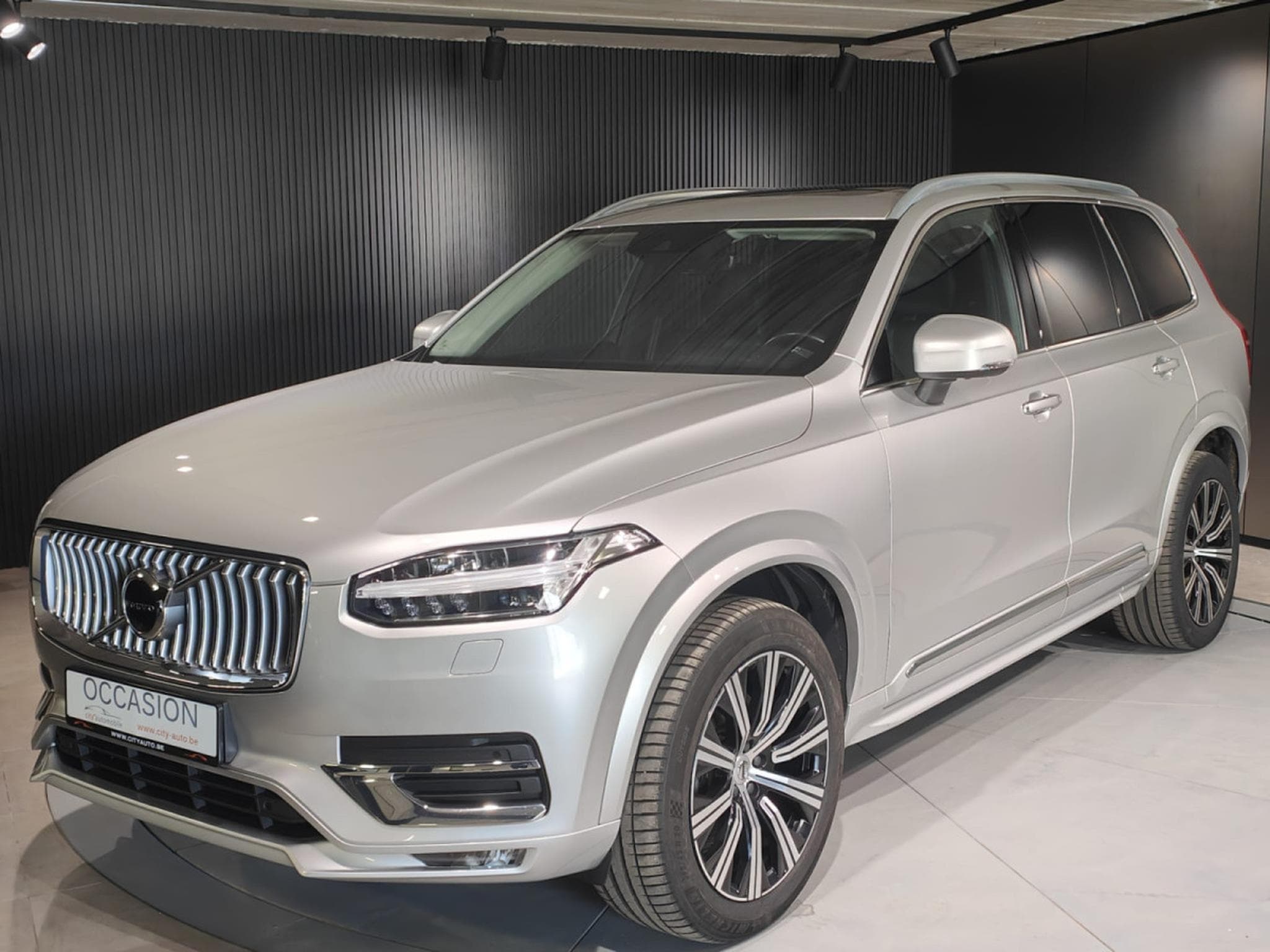Volvo XC90 B5 AWD 7 PLACES TOIT OUVRANT CUIR GPS CARPLAY (2021) - Photo 6