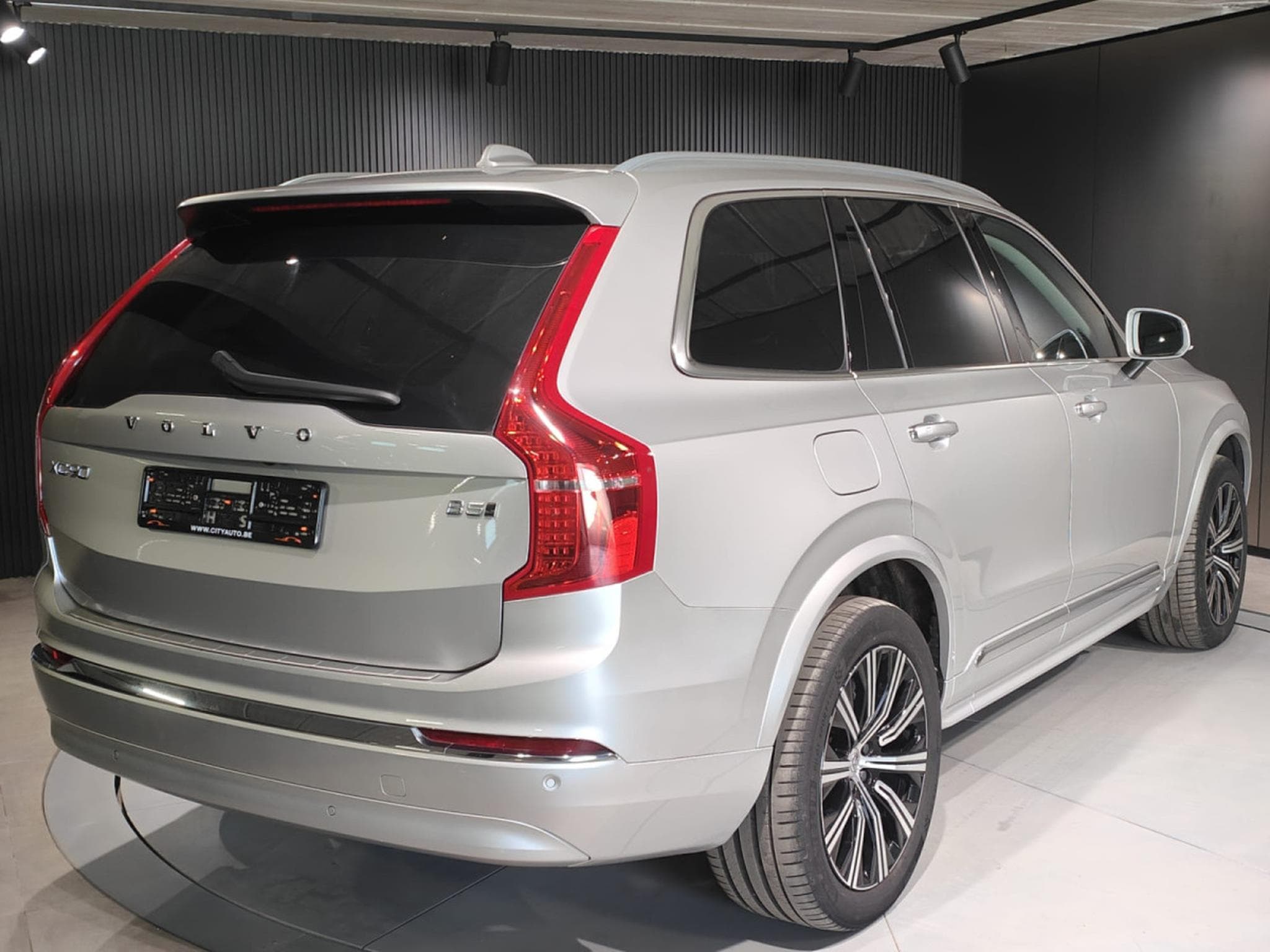 Volvo XC90 B5 AWD 7 PLACES TOIT OUVRANT CUIR GPS CARPLAY (2021) - Photo 7