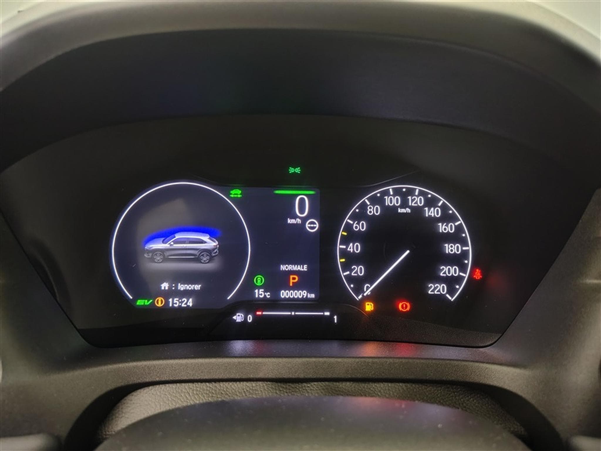 Honda HR-V 1.5 HEV Elegance NAVI / CARPLAY / CAMERA / ALU / PDC (2025) - Photo 10