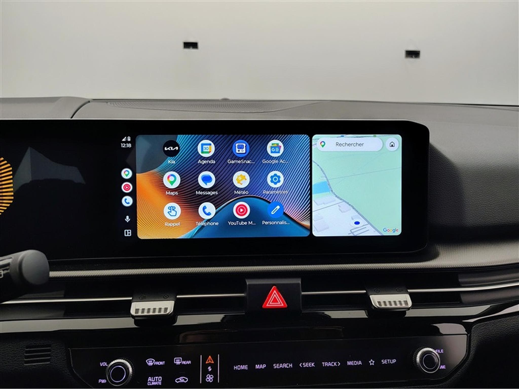 Kia Sportage 1.6 T-GDi 150Cv LX NAVI / CARPLAY / CAMERA / FULL LED (2026) - Photo 21