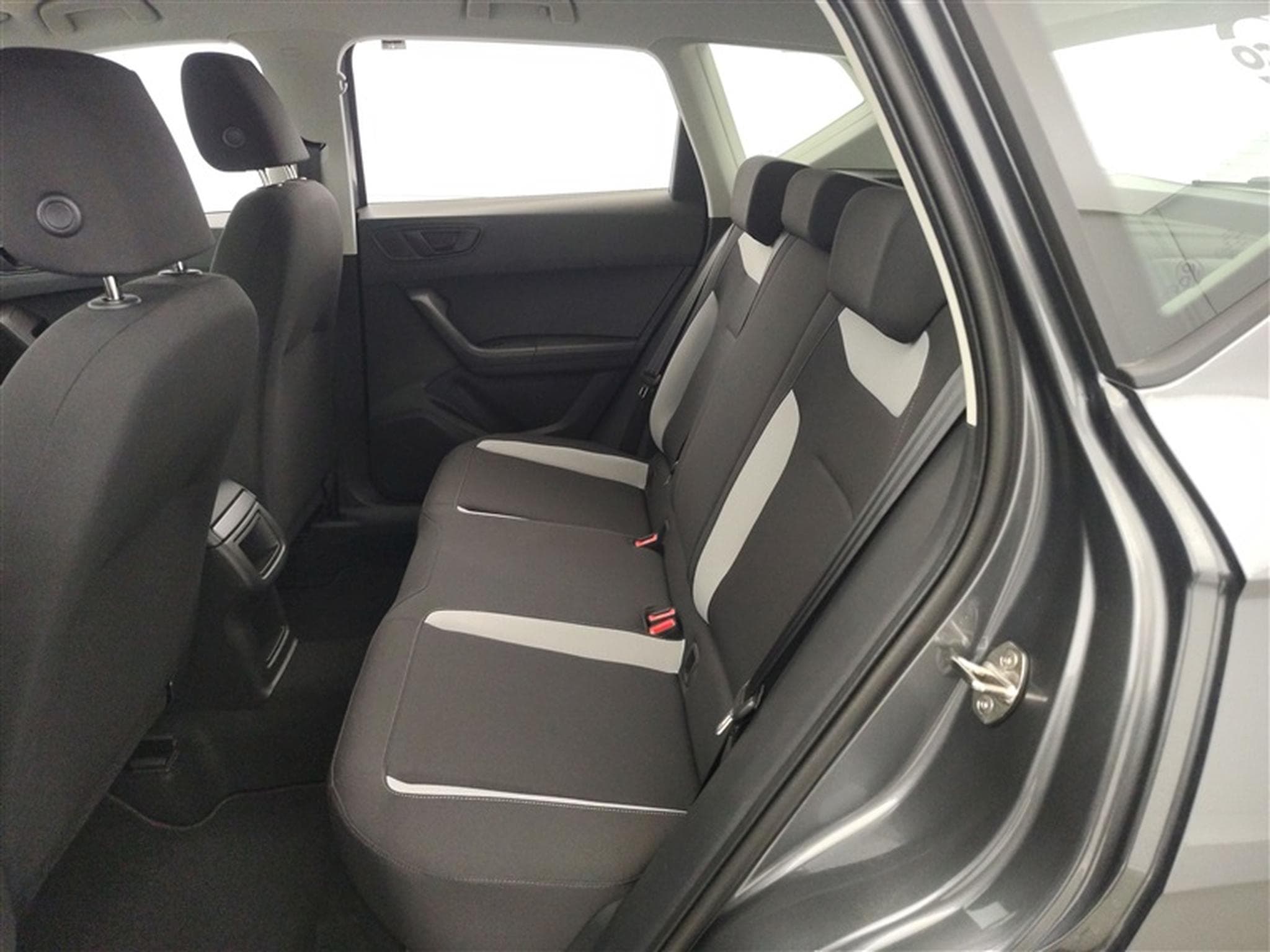 Seat Ateca 1.0 TSI 115cv Reference CARPLAY / FULL LED / PDC AR / JA 16" (2026) - Photo 13