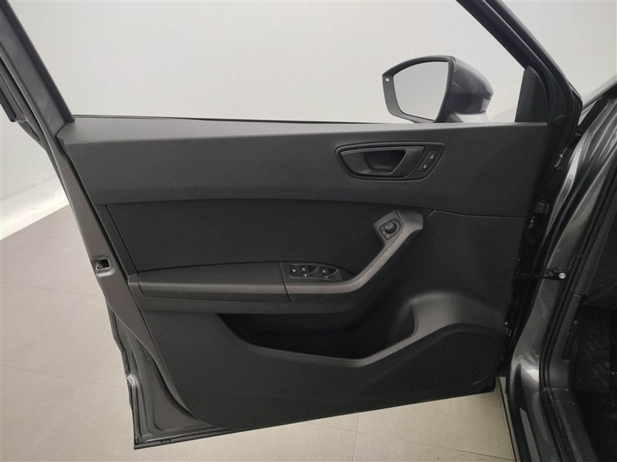Seat Ateca 1.0 TSI 115cv Reference CARPLAY / FULL LED / PDC AR / JA 16" (2026) - Photo 17