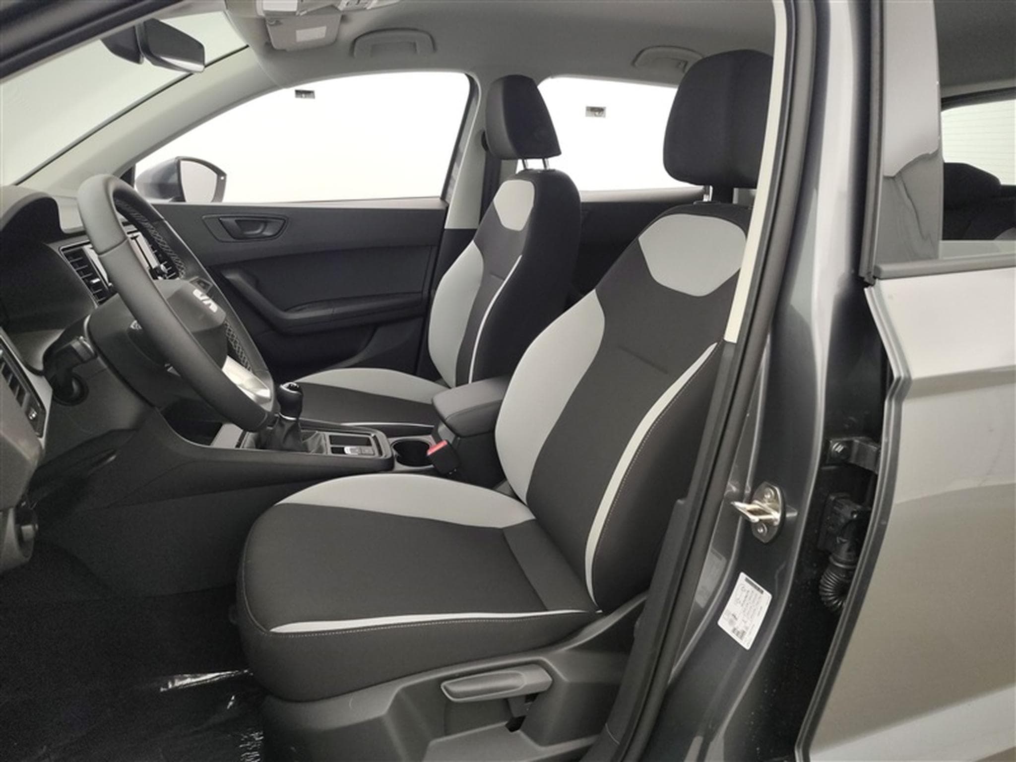 Seat Ateca 1.0 TSI 115cv Reference CARPLAY / FULL LED / PDC AR / JA 16" (2026) - Photo 7