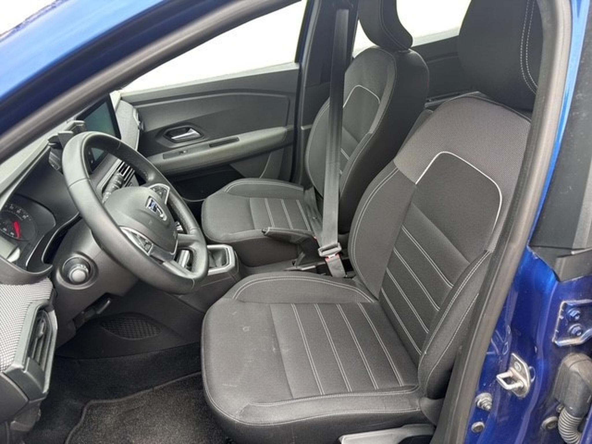 Dacia Sandero 1.0 TCe Comfort (2022) - Foto 8