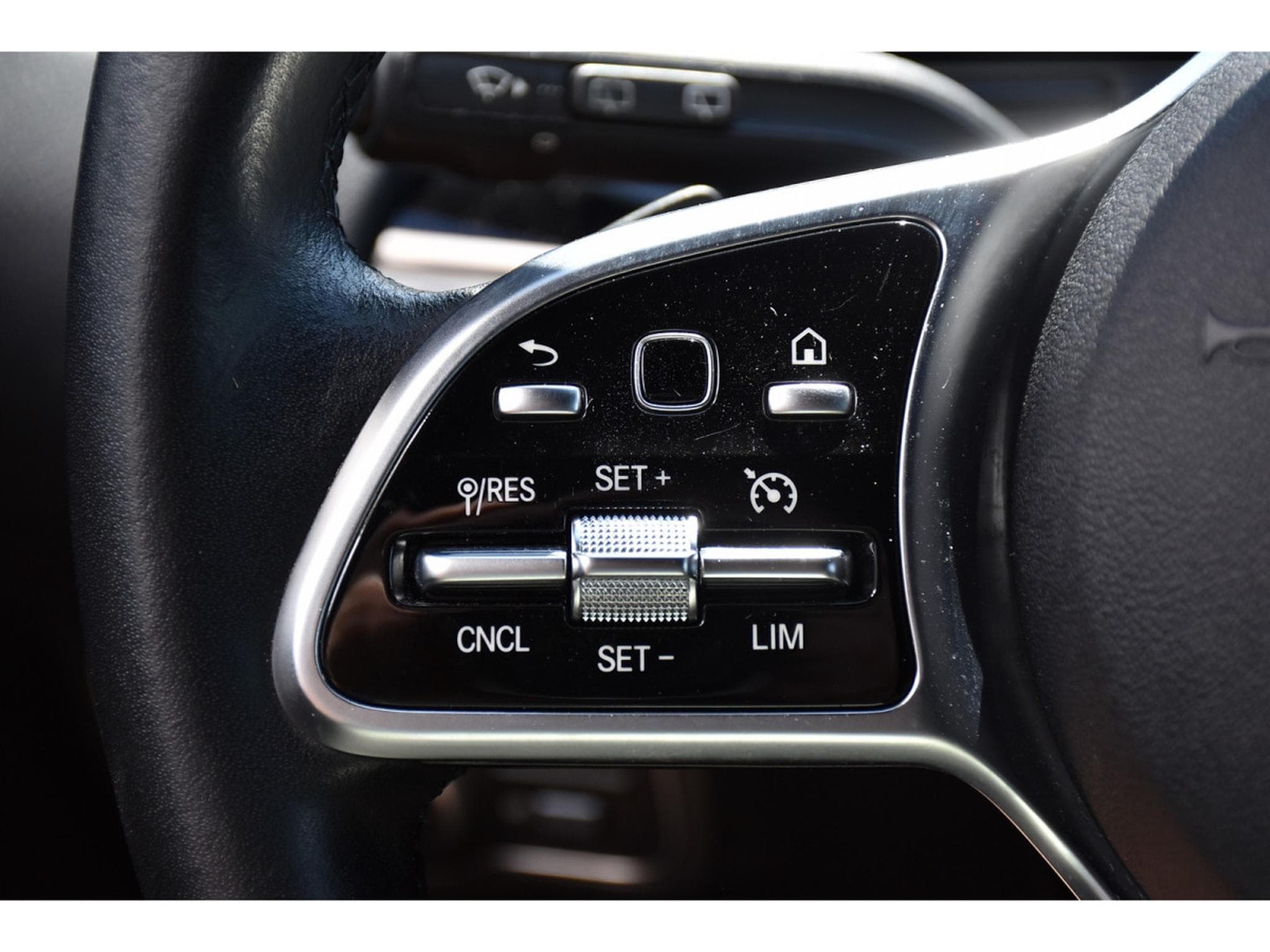 Mercedes B 180 CDI 7G-Tronic CUIR GPS LANE SIDE CAM LED (2019) - Photo 21