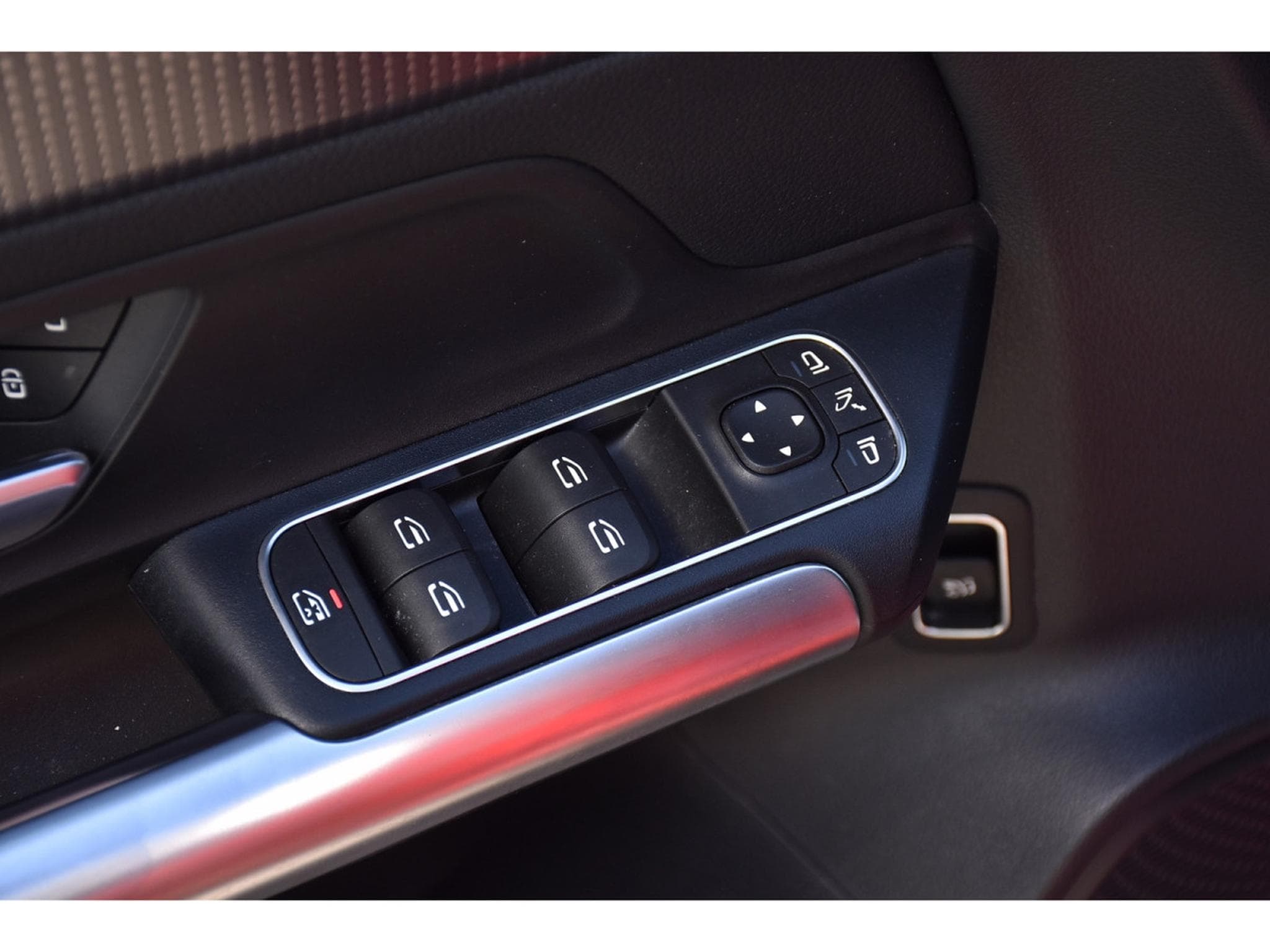 Mercedes B 180 CDI 7G-Tronic CUIR GPS LANE SIDE CAM LED (2019) - Photo 22