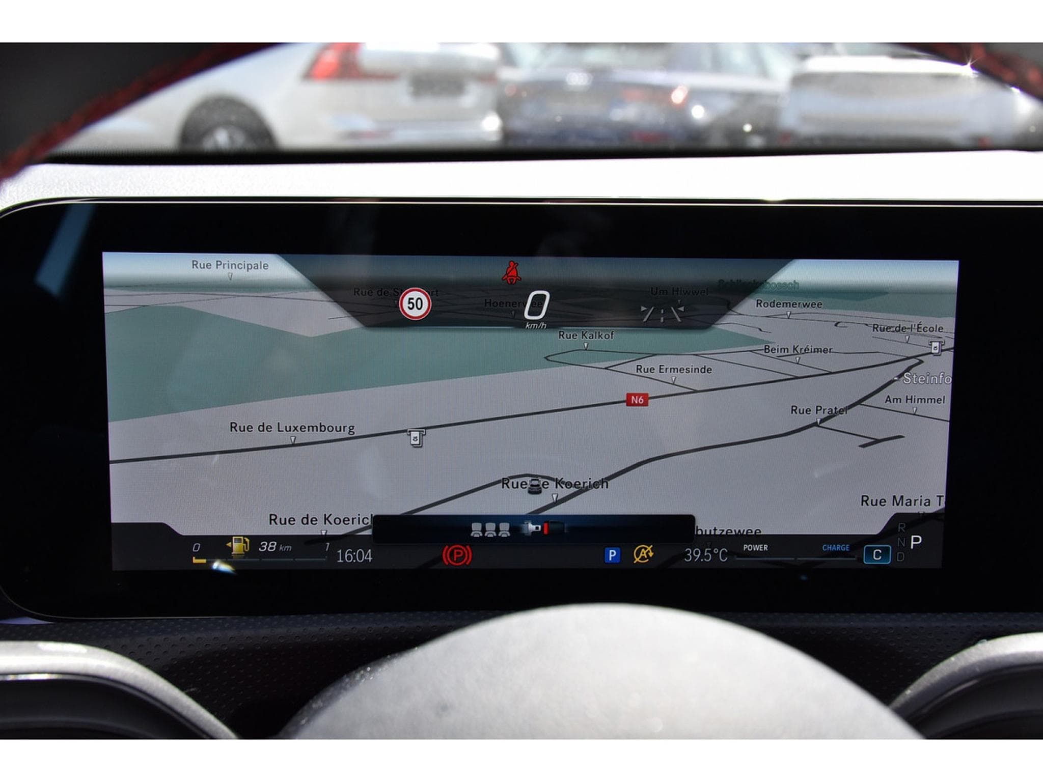 Mercedes A 200 AMG Line 7G-Tronic GPS LANE CAM PARK KEYLESS 1° MAIN (2025) - Photo 18