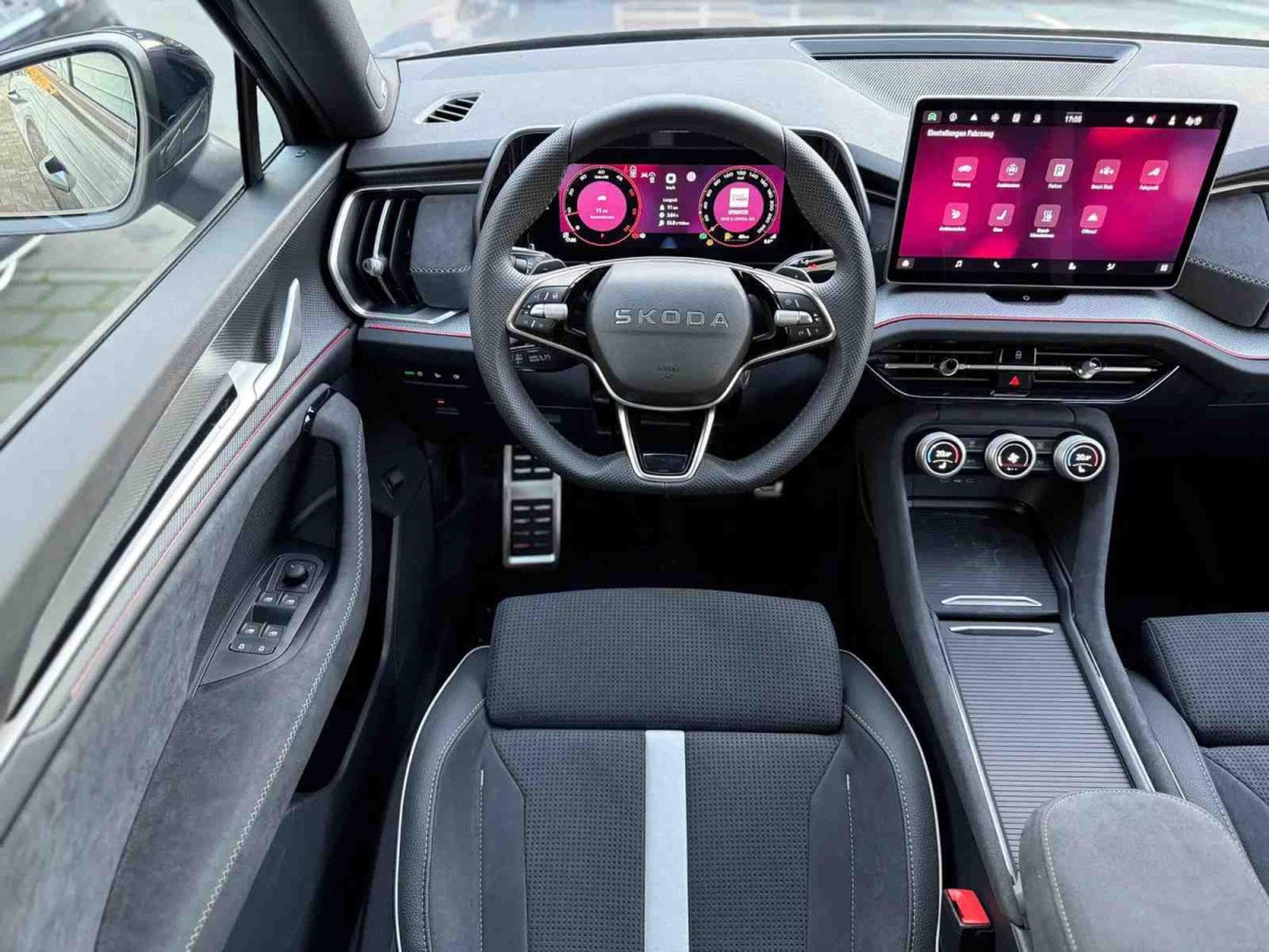 Skoda Kodiaq 2.0 TSi DSG 204 4x4 Sportline (2025) - Foto 10