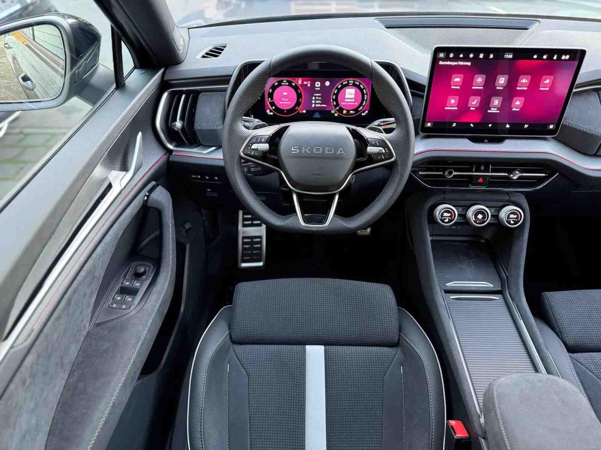 Skoda Kodiaq 2.0 TSi DSG 204 4x4 Sportline (2025) - Foto 10