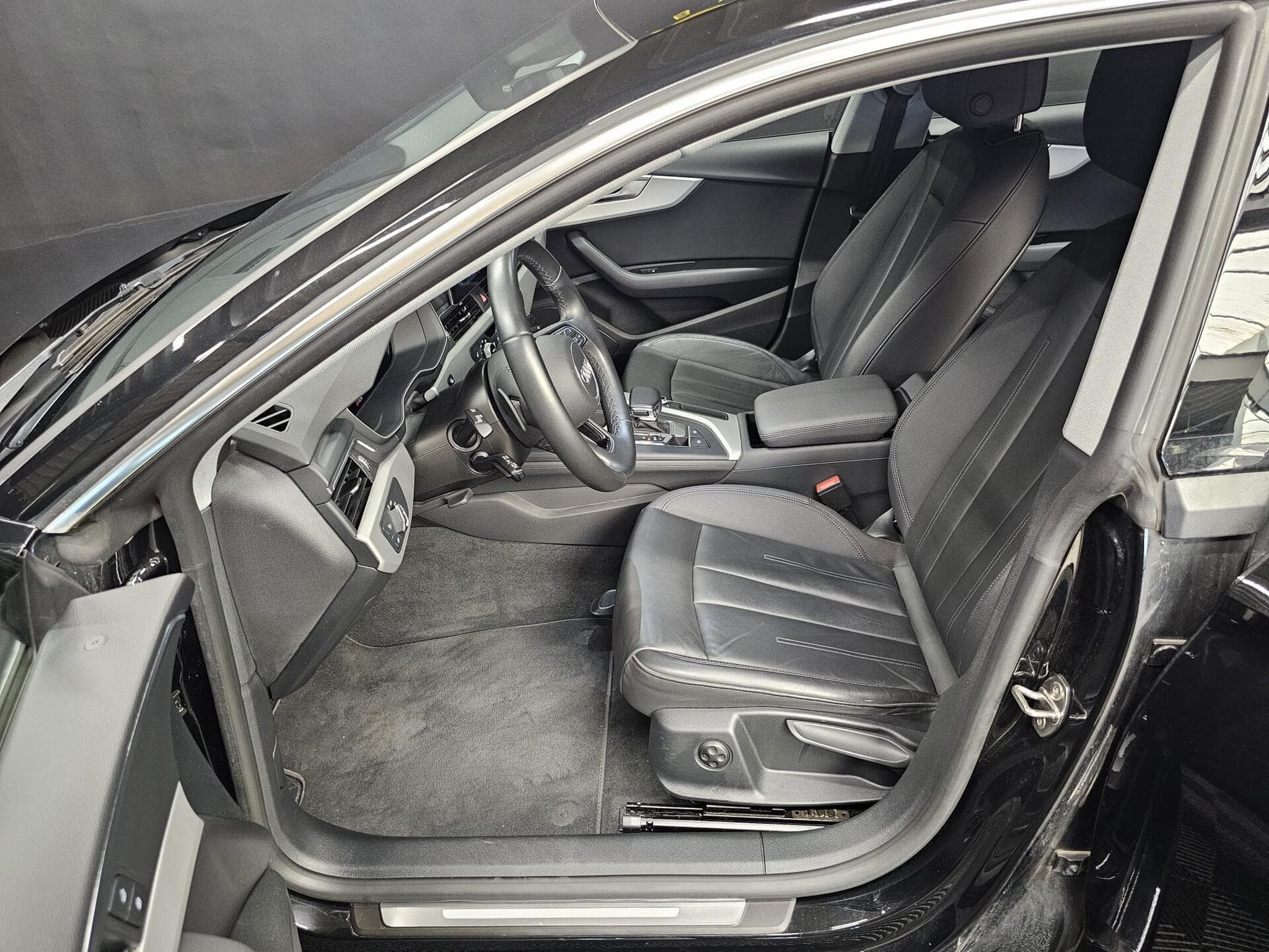 Audi A5 Advanced 40 TDI (2022) - Photo 12