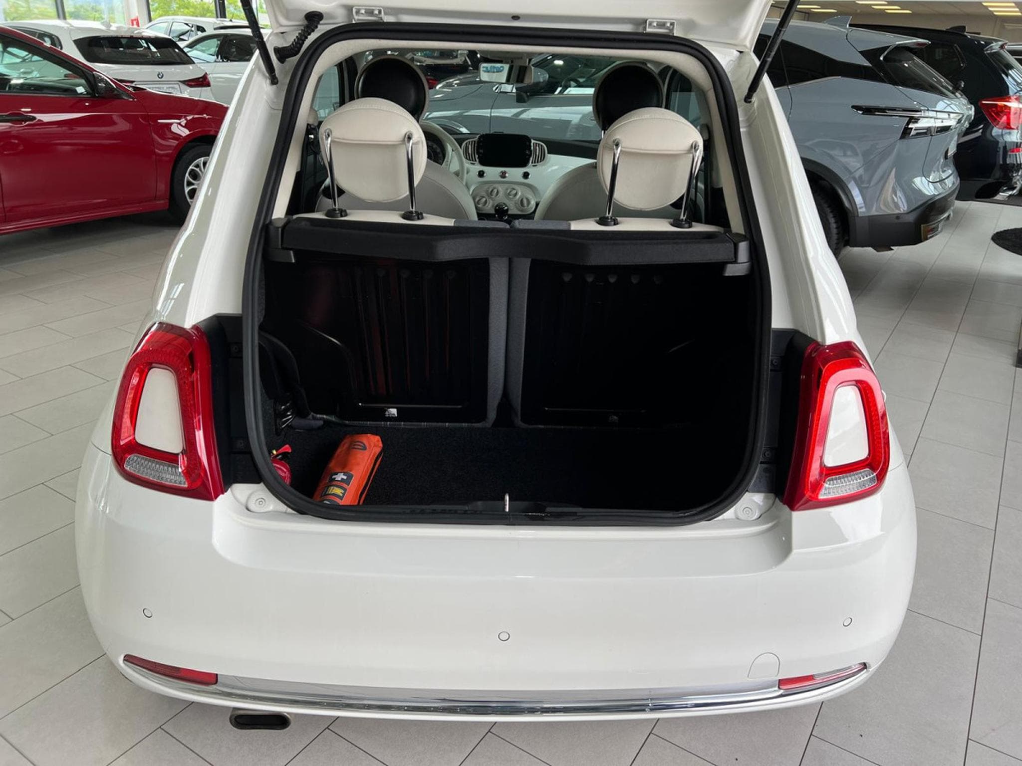 Fiat 500 LOUNGE 1.0i HYBRID 70, CUIR-PARTIEL, REGULATEUR, PARKTRONIC (2020) - Photo 13