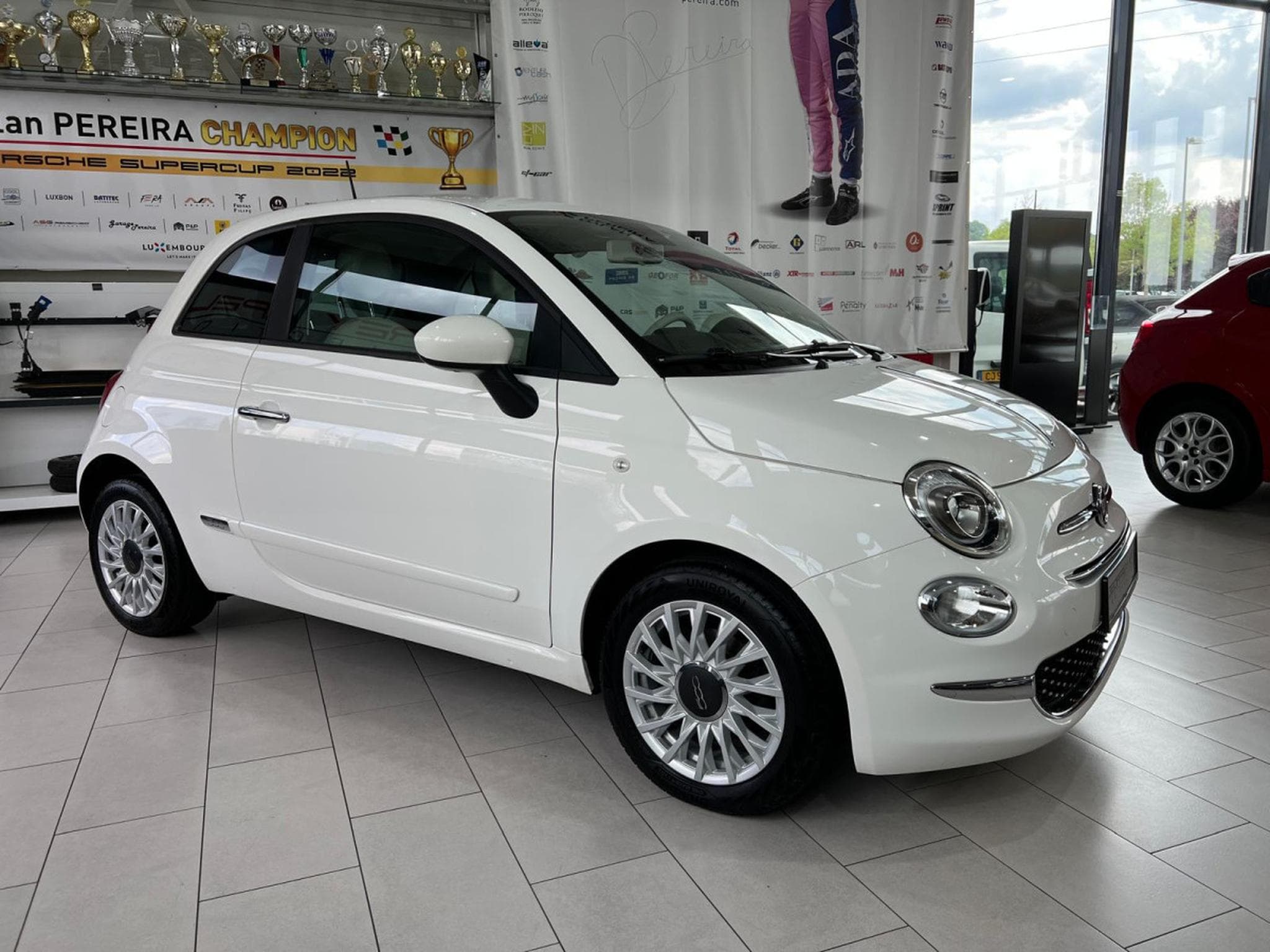 Fiat 500 LOUNGE 1.0i HYBRID 70, CUIR-PARTIEL, REGULATEUR, PARKTRONIC (2020) - Photo 4