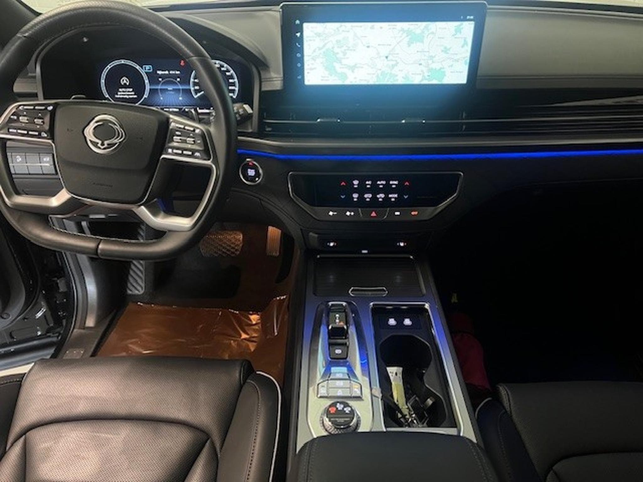 KGM Rexton 2.2 D-DIT BLACK-LINE 4WD BOITE AT8 (2025) - Photo 3