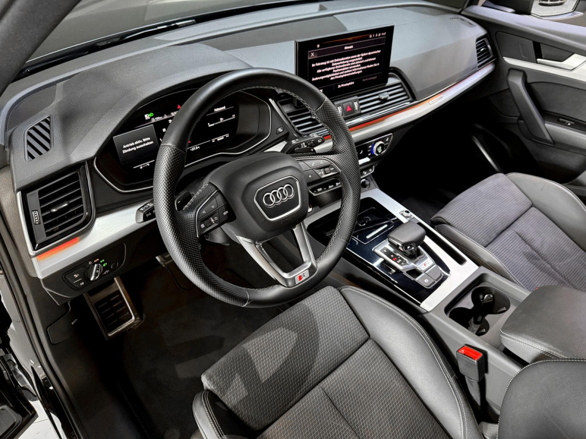 Audi SQ5 Sportback 3.0 TDI quattro (2023) - Foto 10
