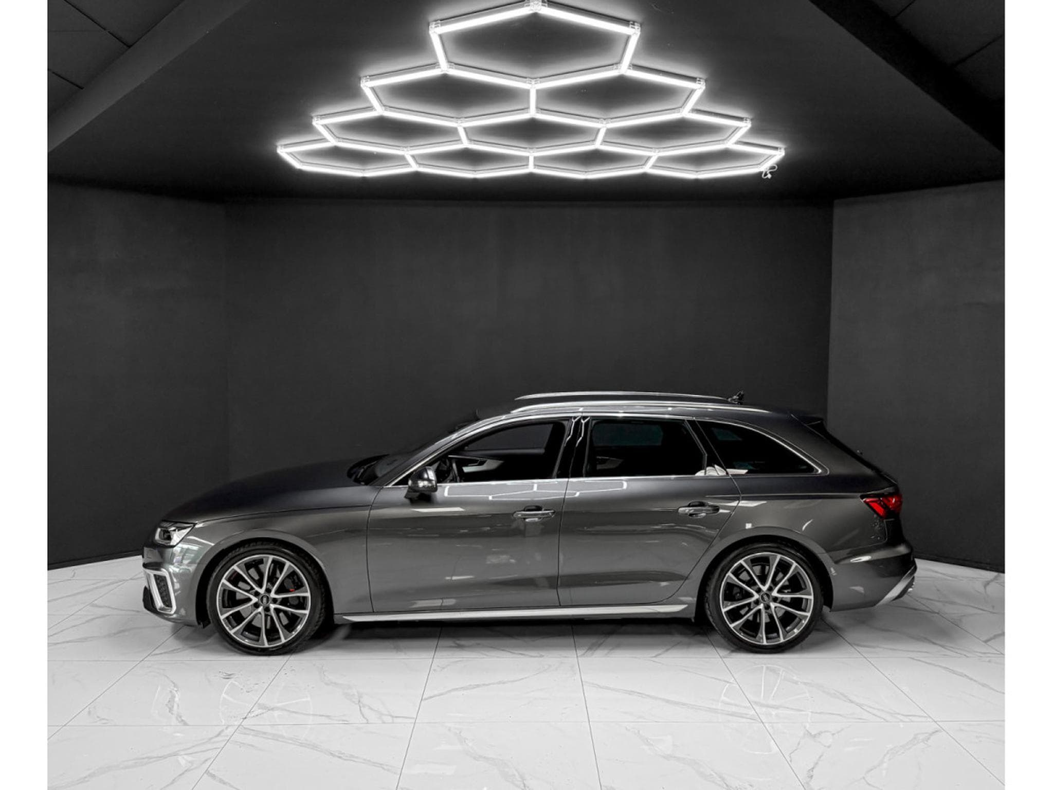 Audi S4 Avant 3.0 TDI Quattro (2022) - Photo 2