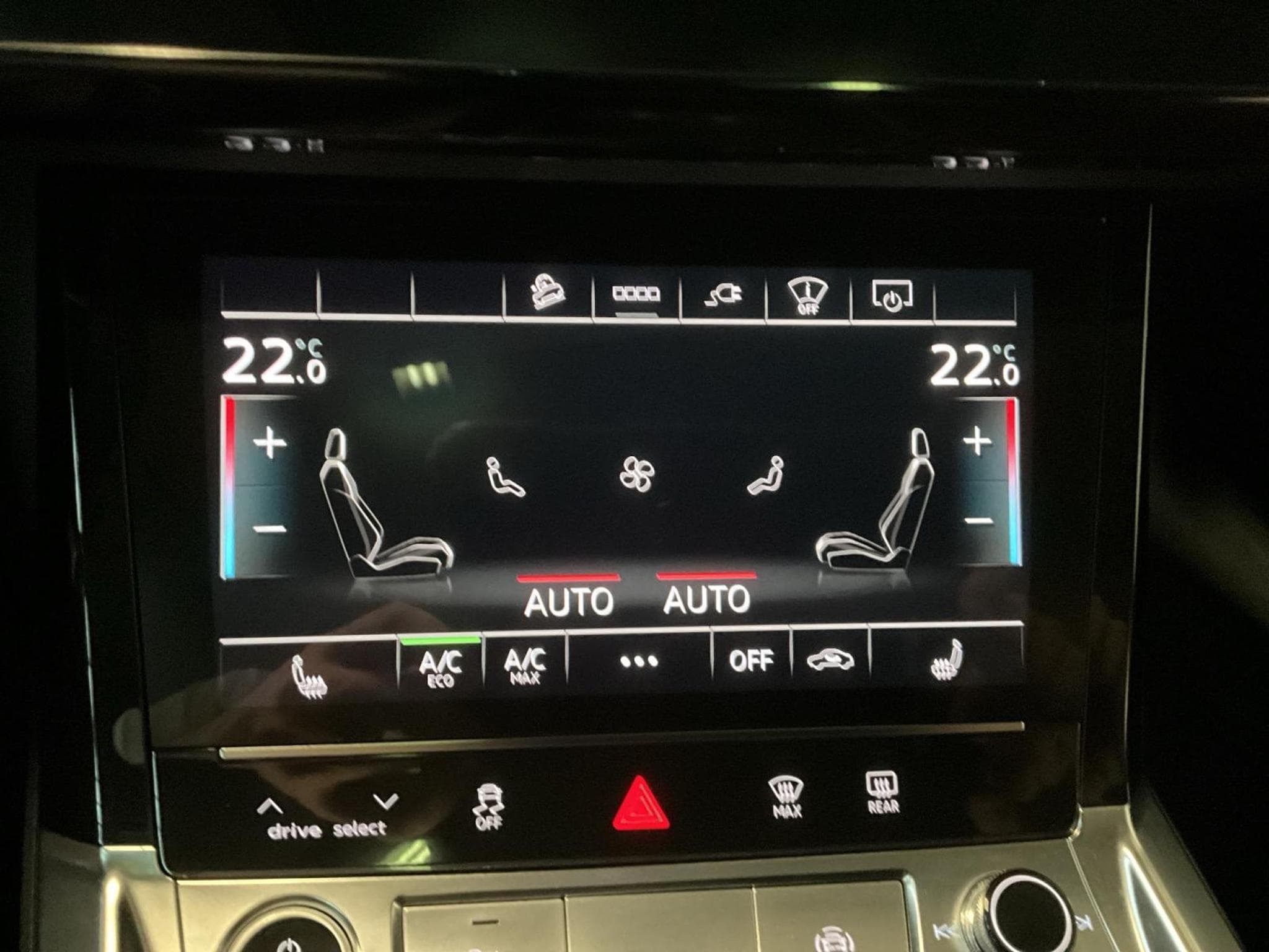 Audi Q8 89kWh+e-tron50+S-Line+Quattro+P.Premium (2024) - Photo 21