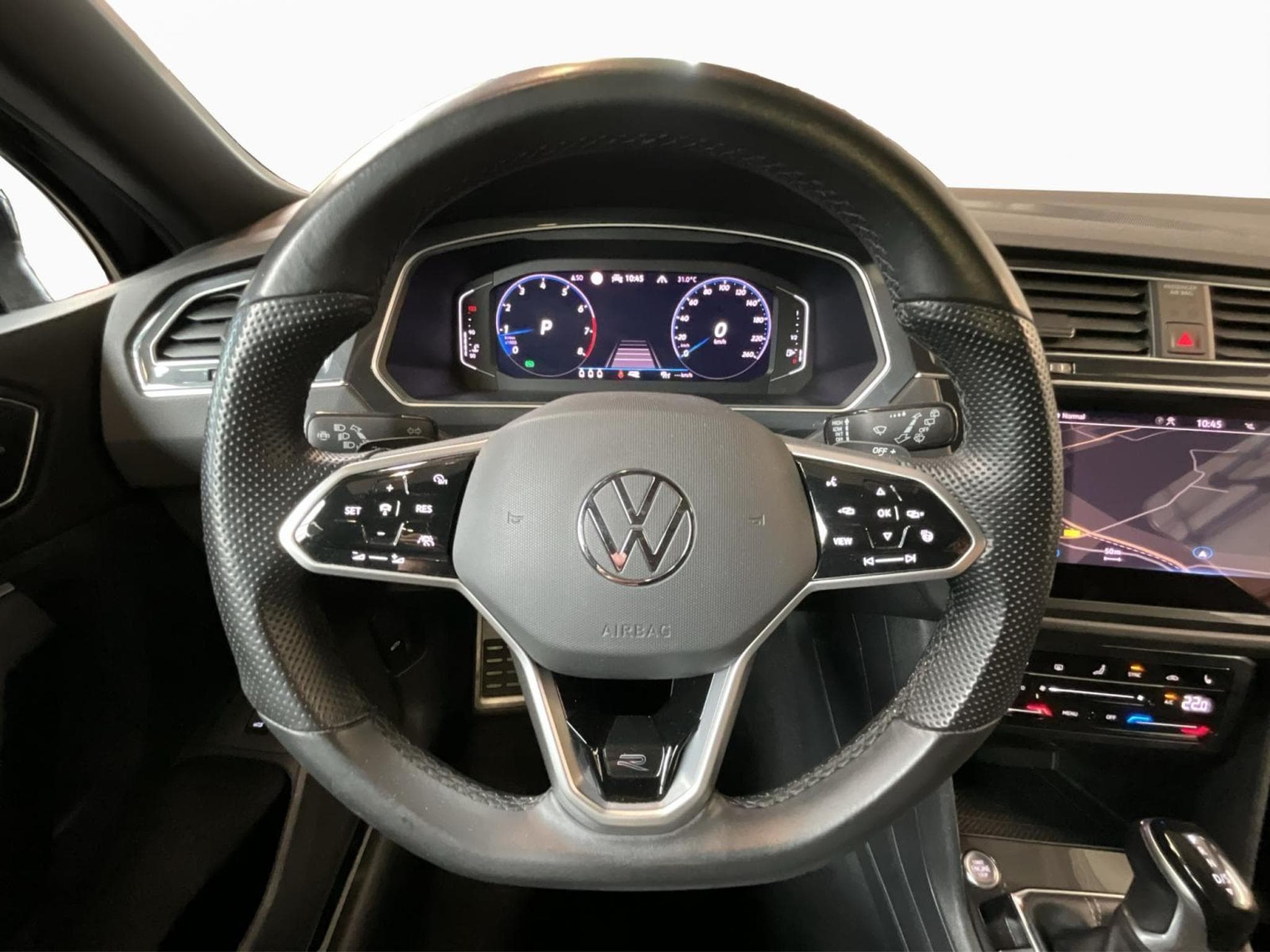 VW Tiguan R-Line+DSG+4M+Navi+Pano+Black-Style+Matrix-LED (2021) - Photo 10