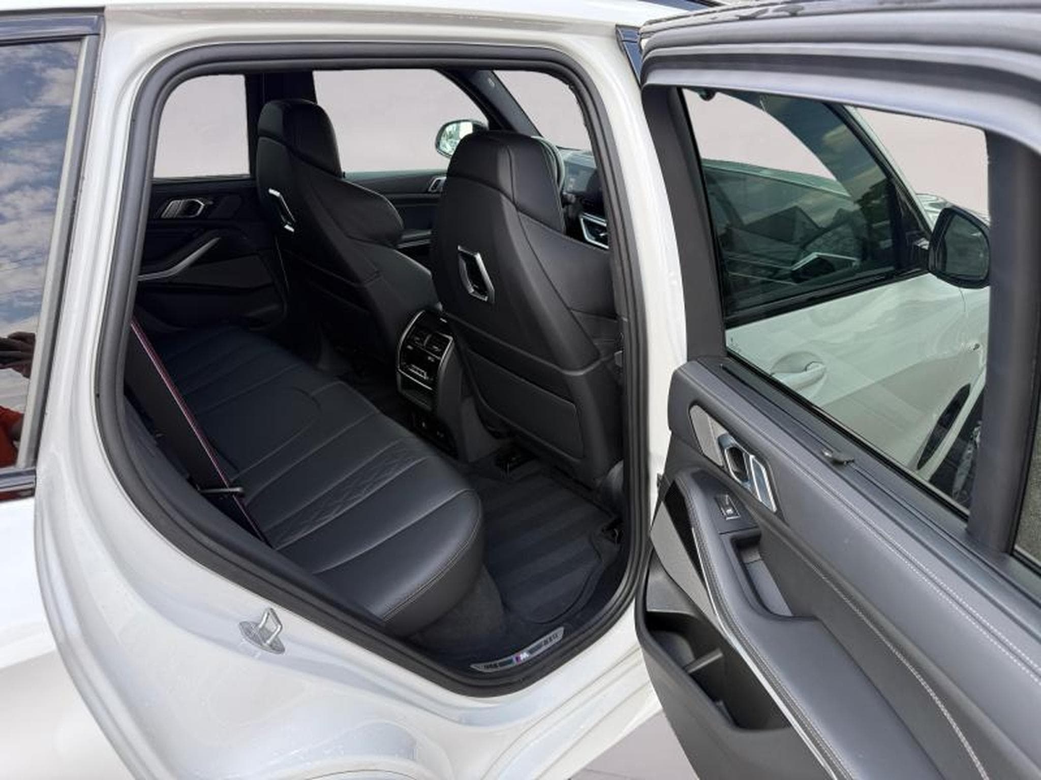 BMW X5 X5 xDrive40d Kit M Sport (2023) - Foto 15