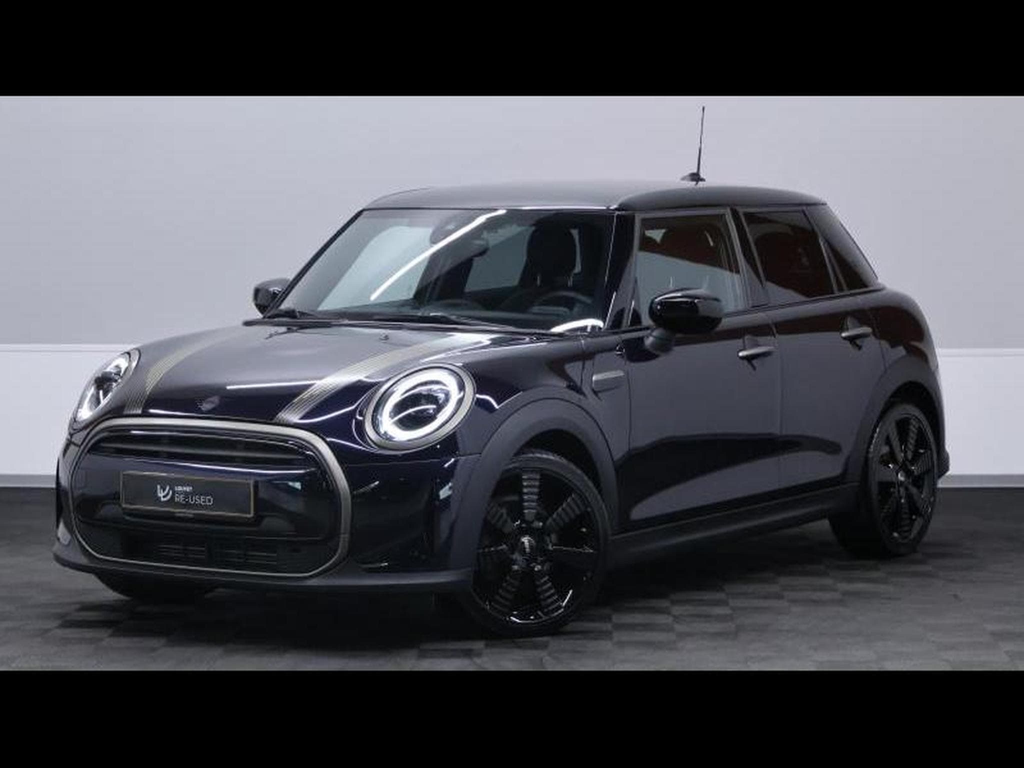 MINI Cooper 1.5 136cv Steptronic (2023) - Photo 1
