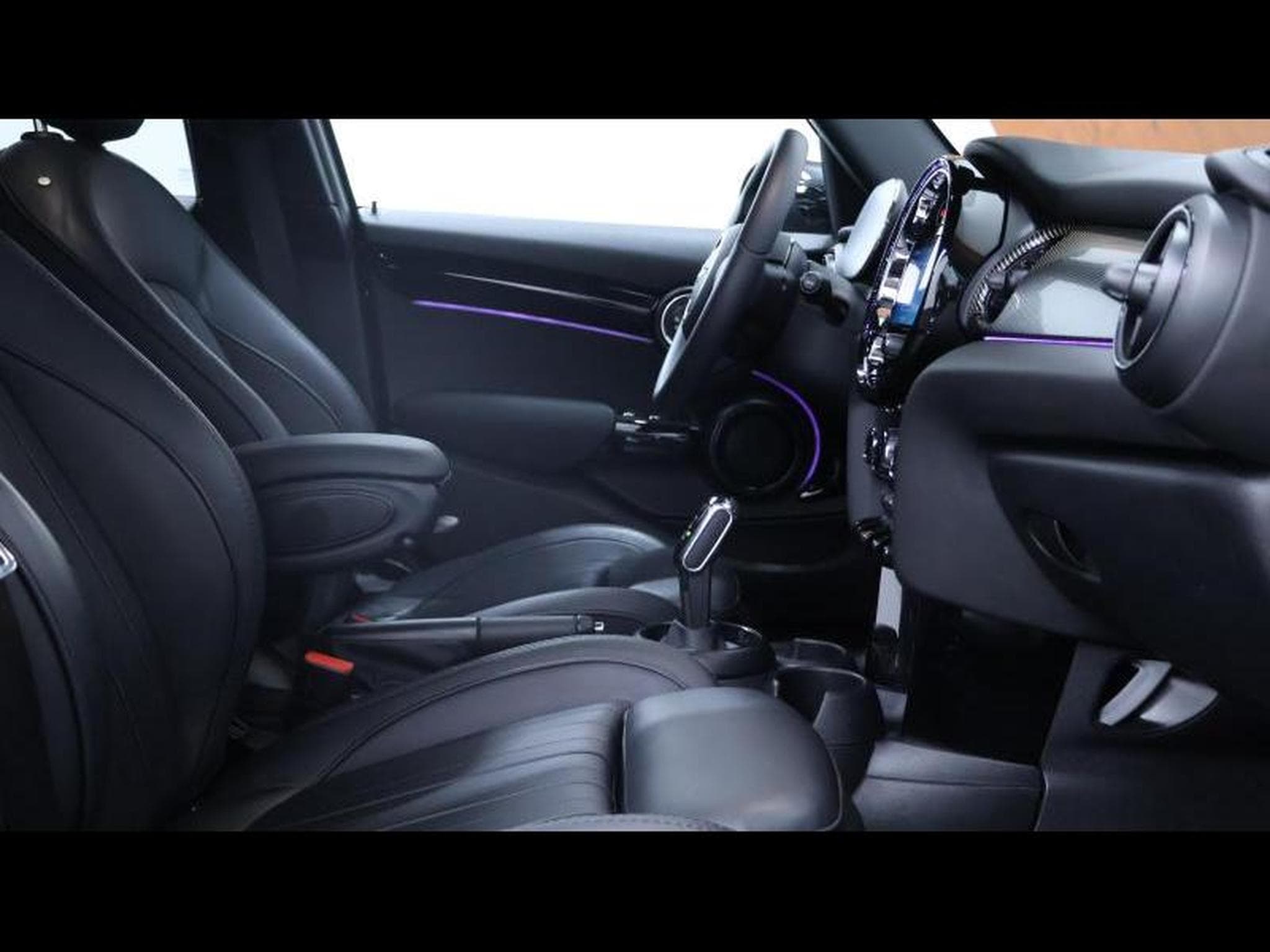 MINI Cooper 1.5 136cv Steptronic (2023) - Photo 11