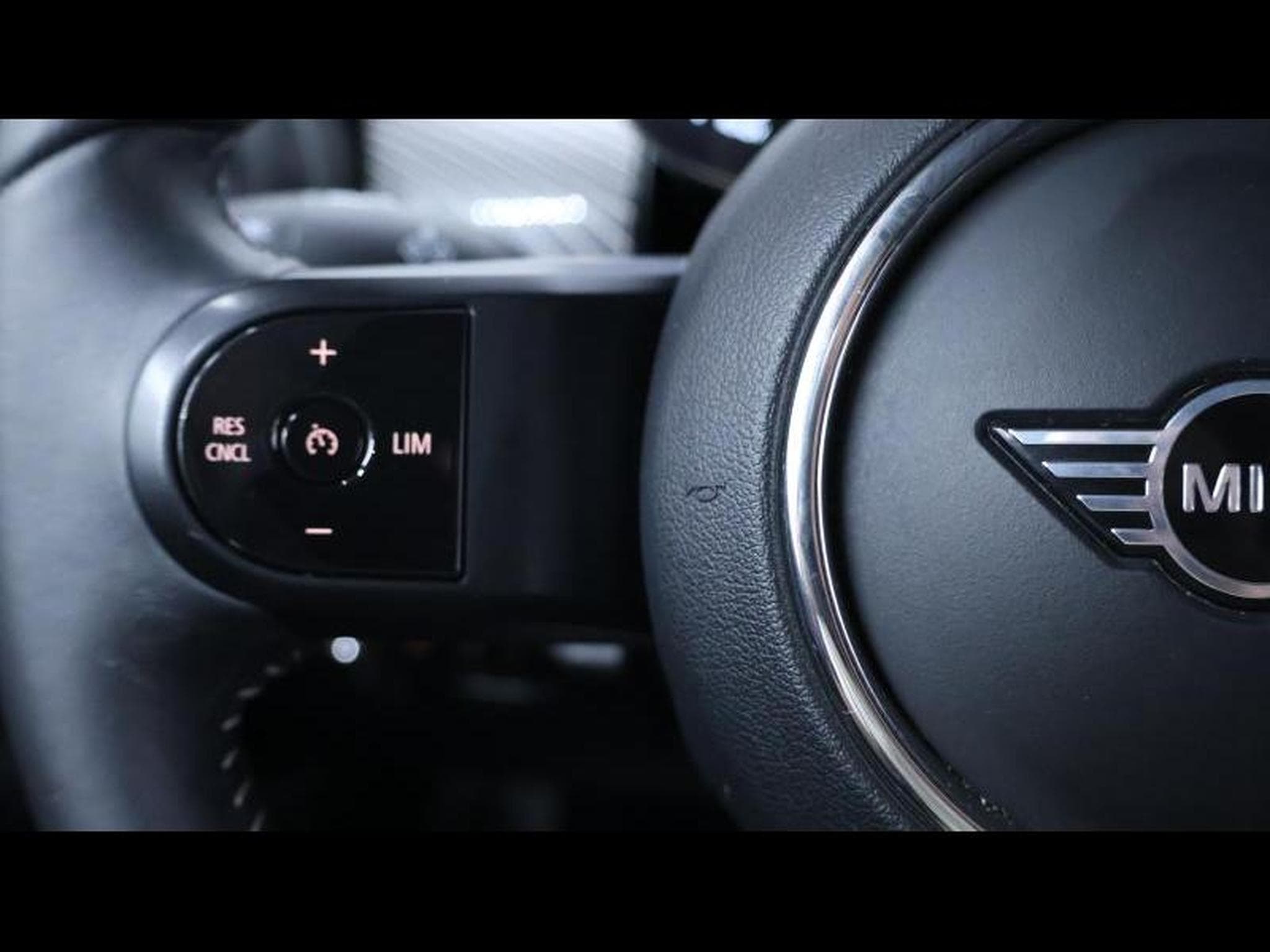 MINI Cooper 1.5 136cv Steptronic (2023) - Photo 17
