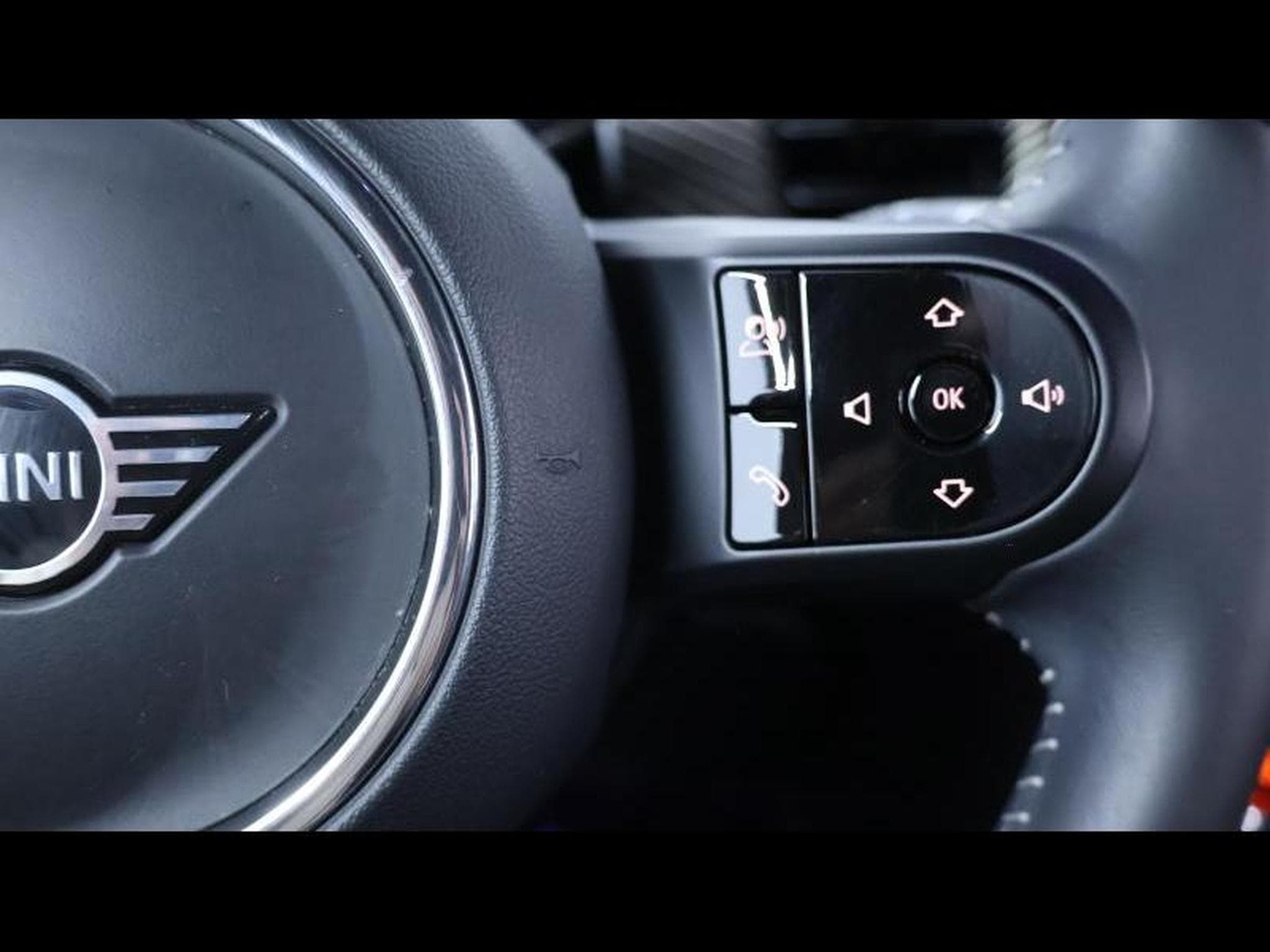 MINI Cooper 1.5 136cv Steptronic (2023) - Photo 18