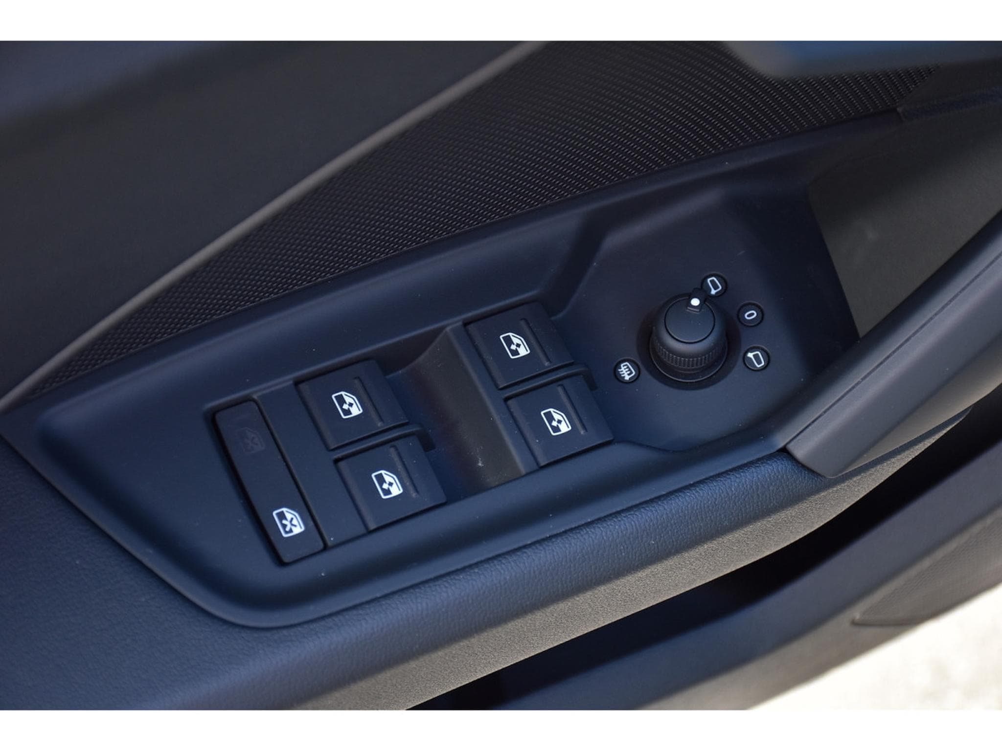 Audi A3 Limousine 30 TDI S-Line CUIR GPS B&O PARK 1° MAIN (2023) - Photo 21