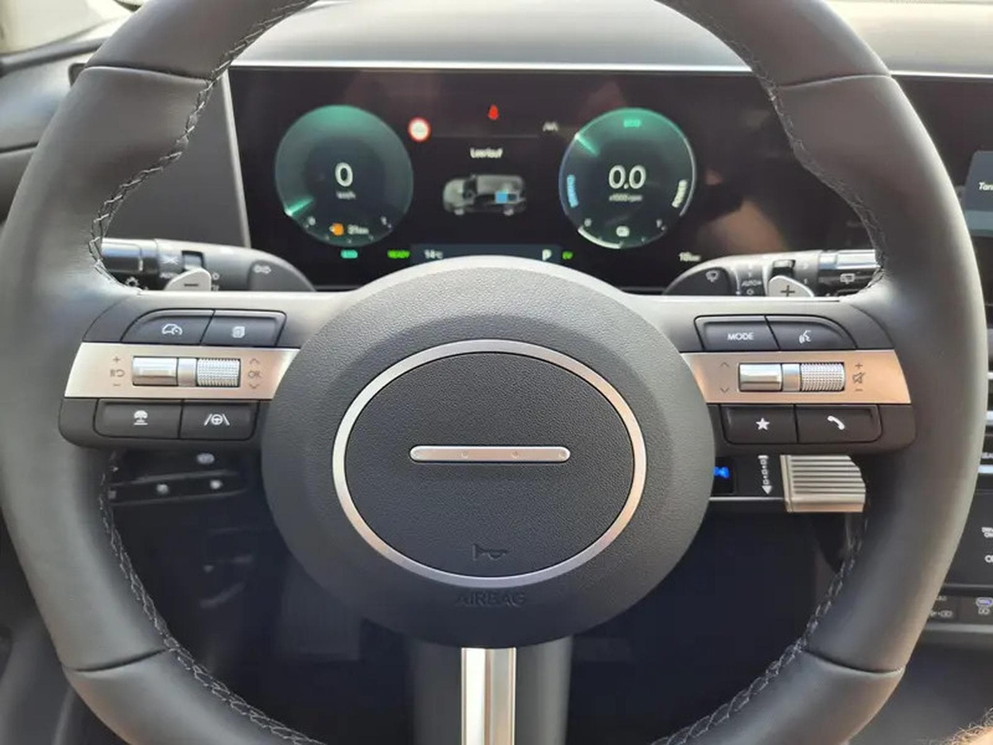 Hyundai Tucson 1.6 T-GDI PHEV 288 AT (2026) - Foto 20