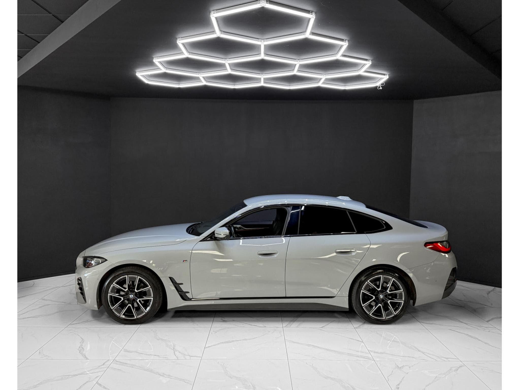 BMW 420 d M Sport / HK / ACC / LASER / WINTER SET (2023) - Photo 2