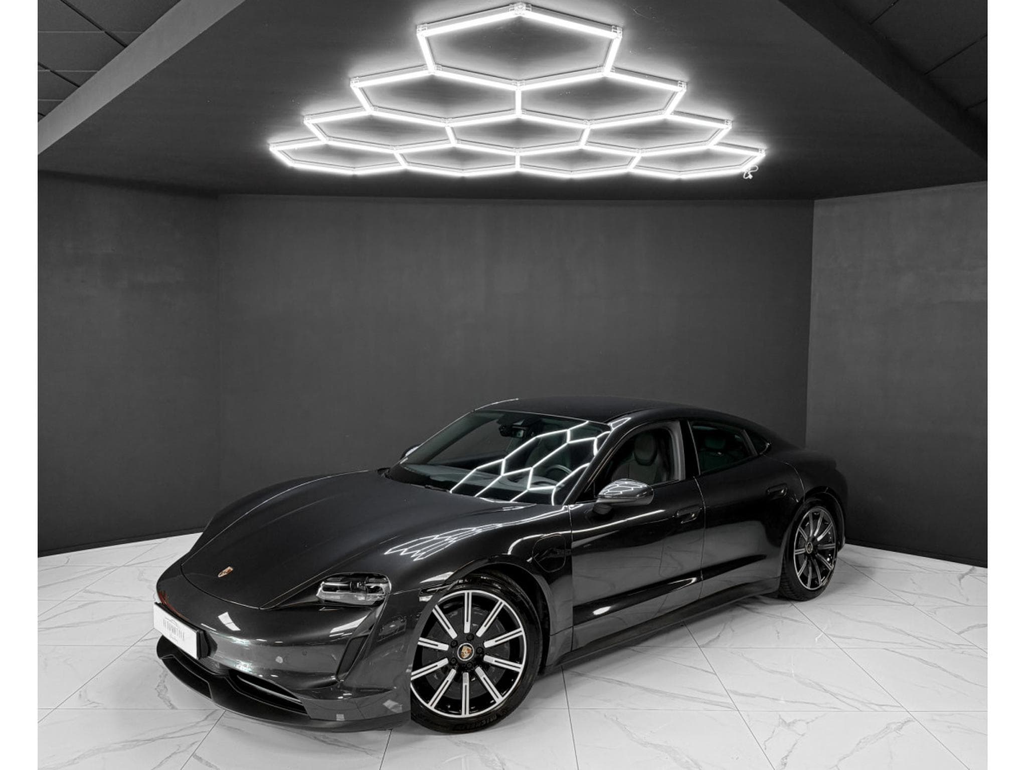 Porsche Taycan PERFORMANCE / PPF / APPROVED / 5-SEATS / BOSE (2022) - Photo 1