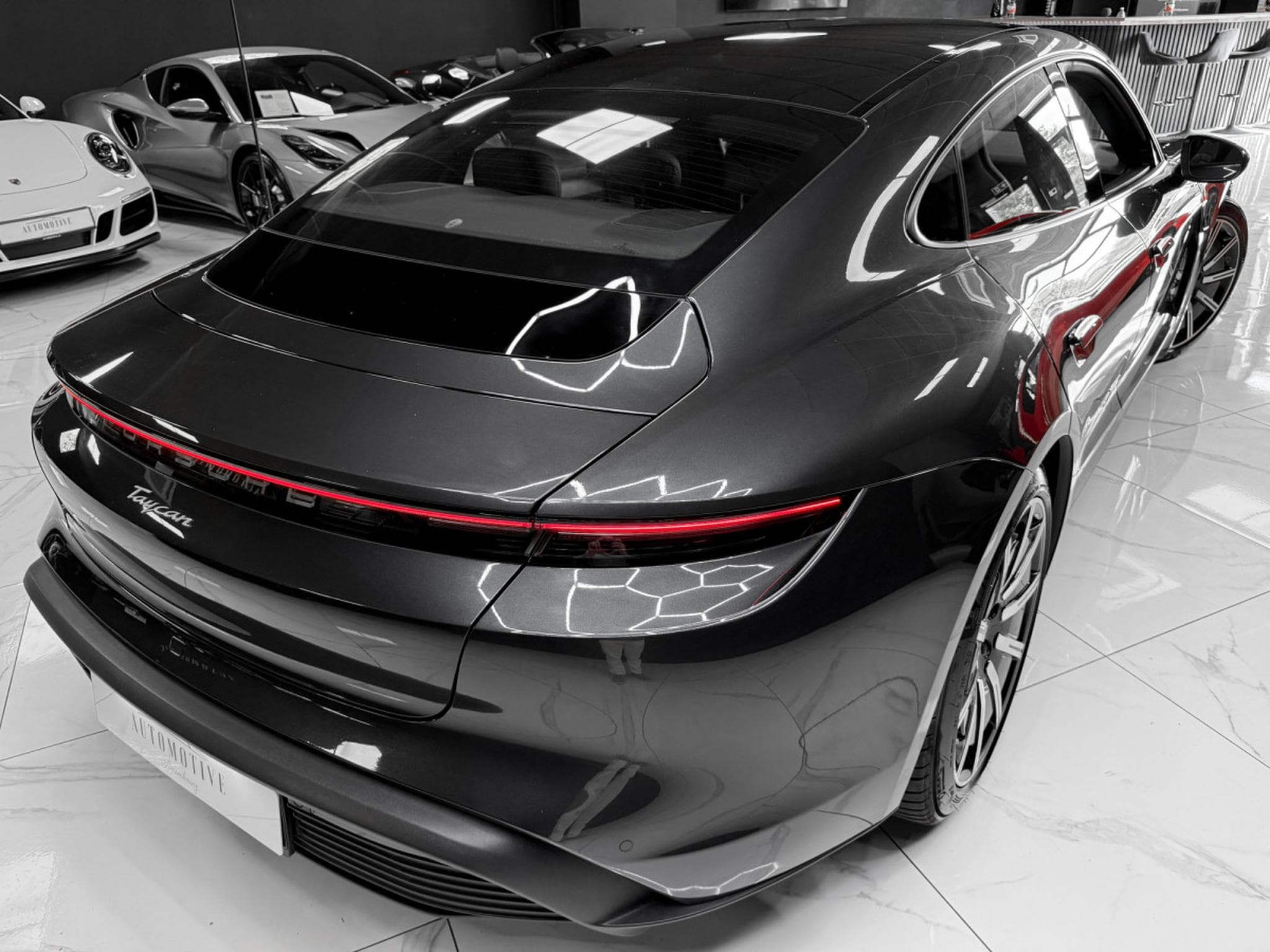 Porsche Taycan PERFORMANCE / PPF / APPROVED / 5-SEATS / BOSE (2022) - Photo 10