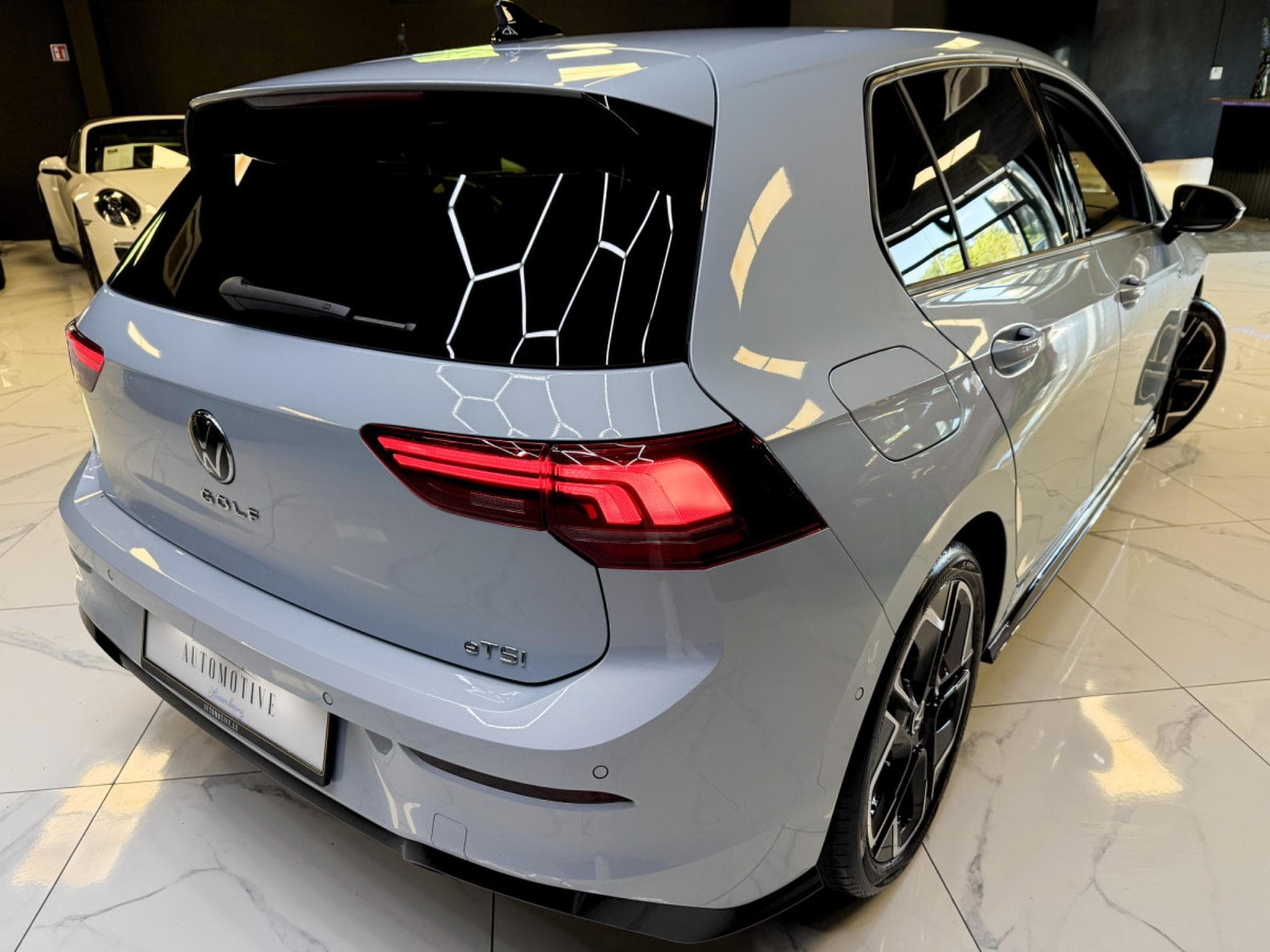 VW Golf 8.5 R Line eTSI 150 MY26 (2026) - Photo 10