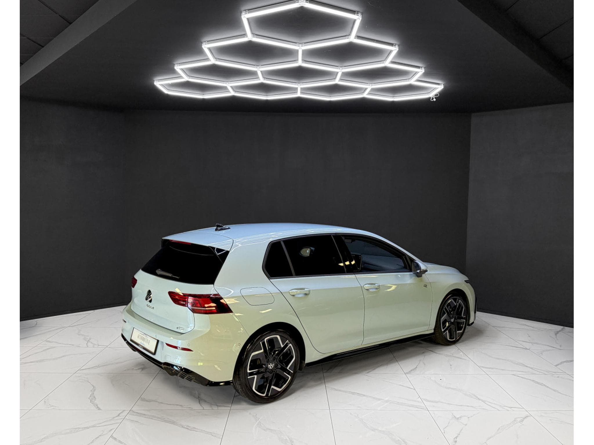 VW Golf 8.5 R Line eTSI 150 MY26 (2026) - Photo 5