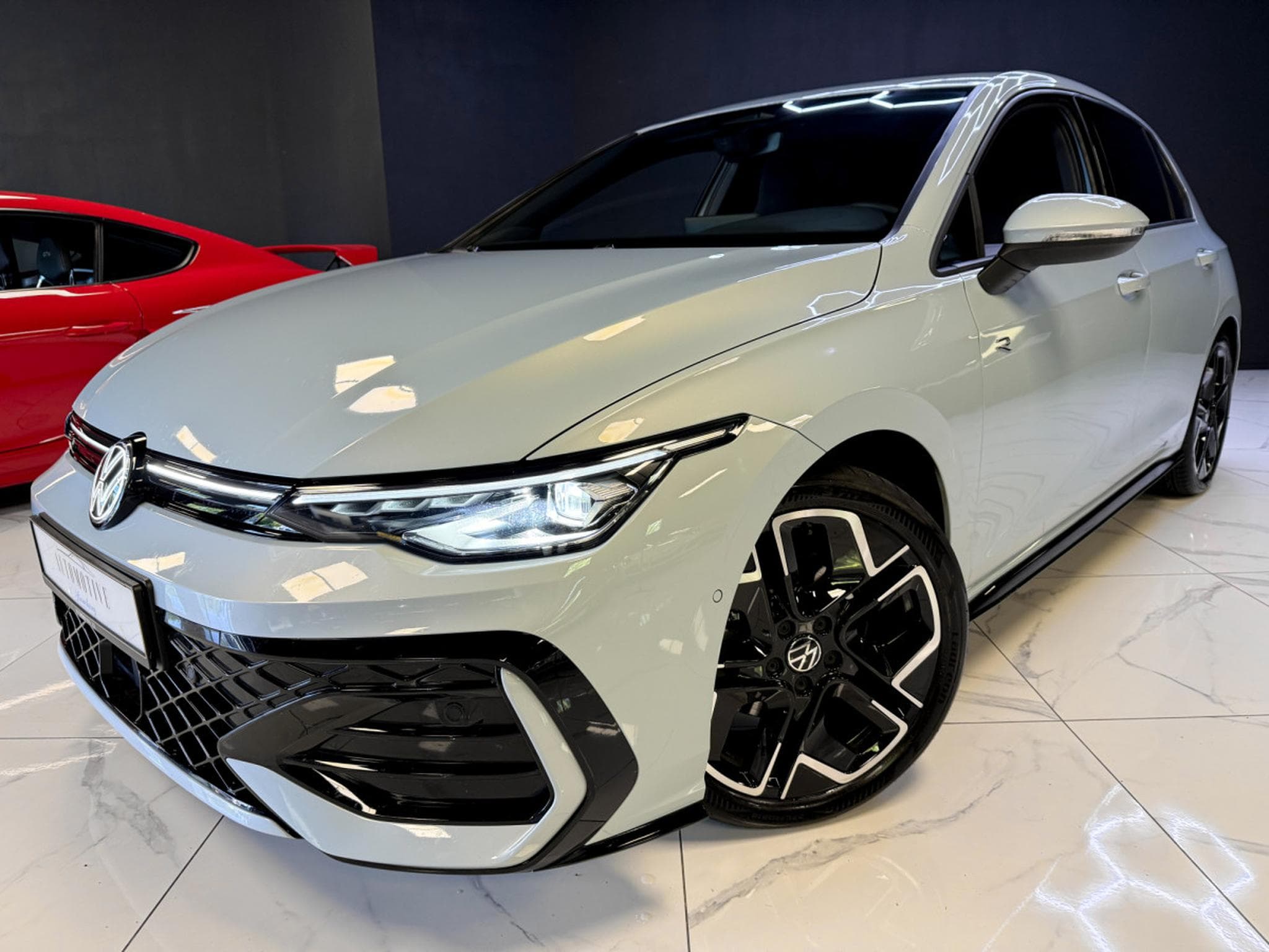 VW Golf 8.5 R Line eTSI 150 MY26 (2026) - Photo 9