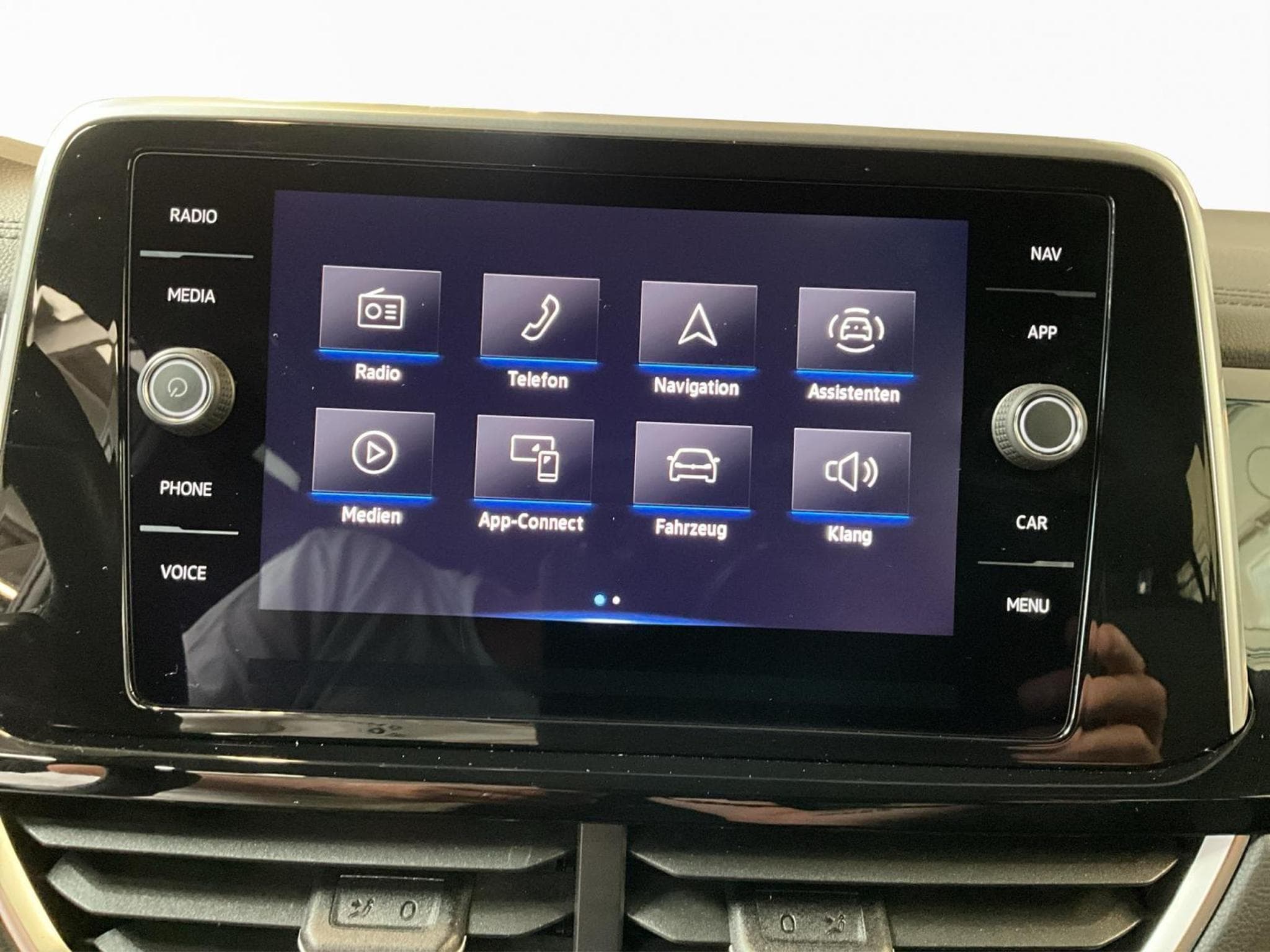 VW T-Roc R-Line+DSG+Matrix-LED+P.Travel+RearView (2022) - Foto 13