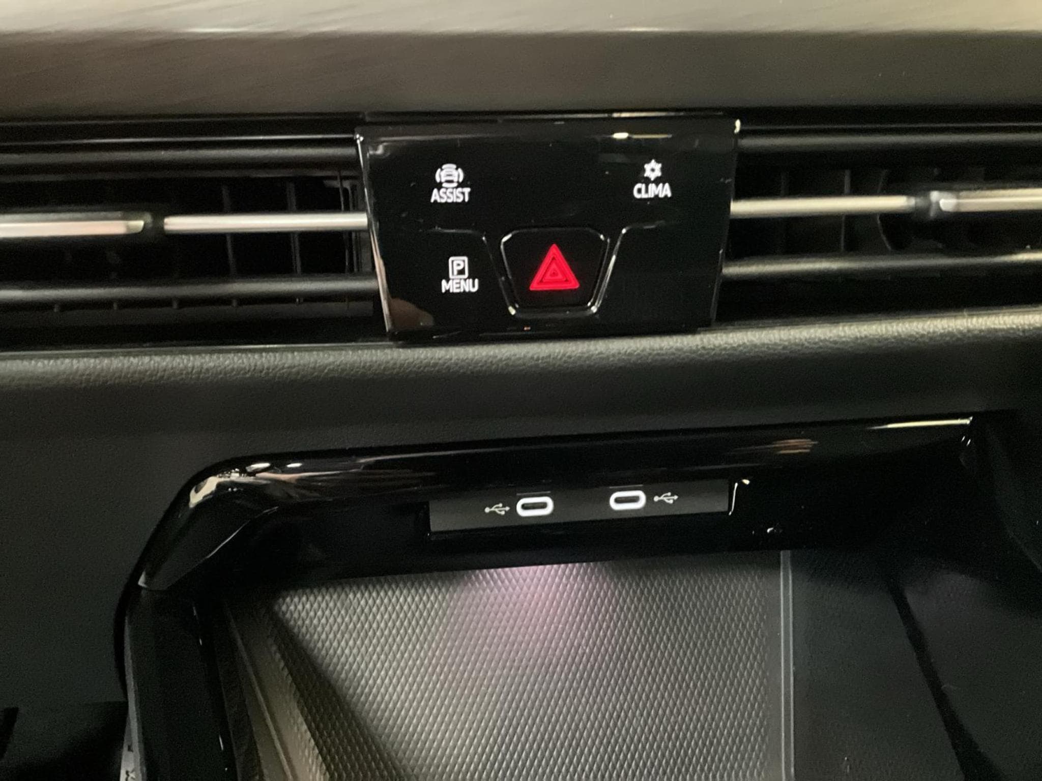 VW Golf Style+DSG+RearView+LED (2023) - Foto 19