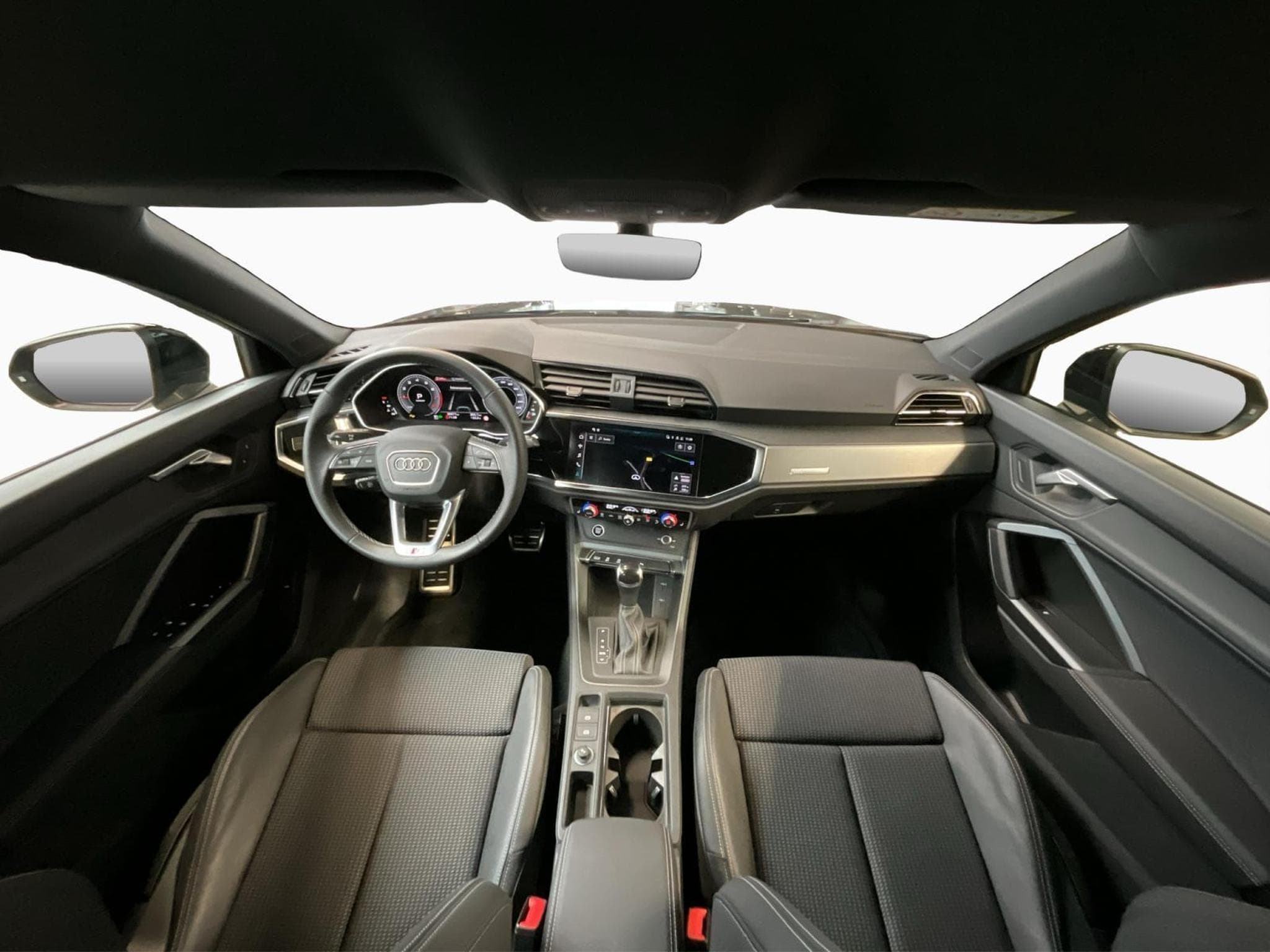 Audi Q3 SB+s-line+35TFSI+S-Tronic+P.Premium+Black-Style (2025) - Foto 2
