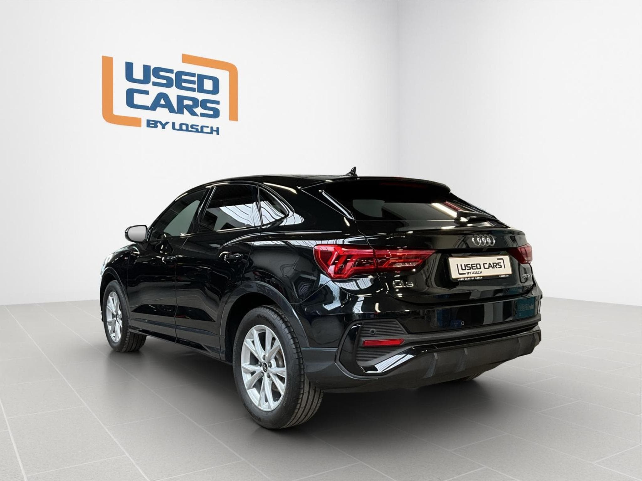 Audi Q3 SB+s-line+35TFSI+S-Tronic+P.Premium+Black-Style (2025) - Foto 6