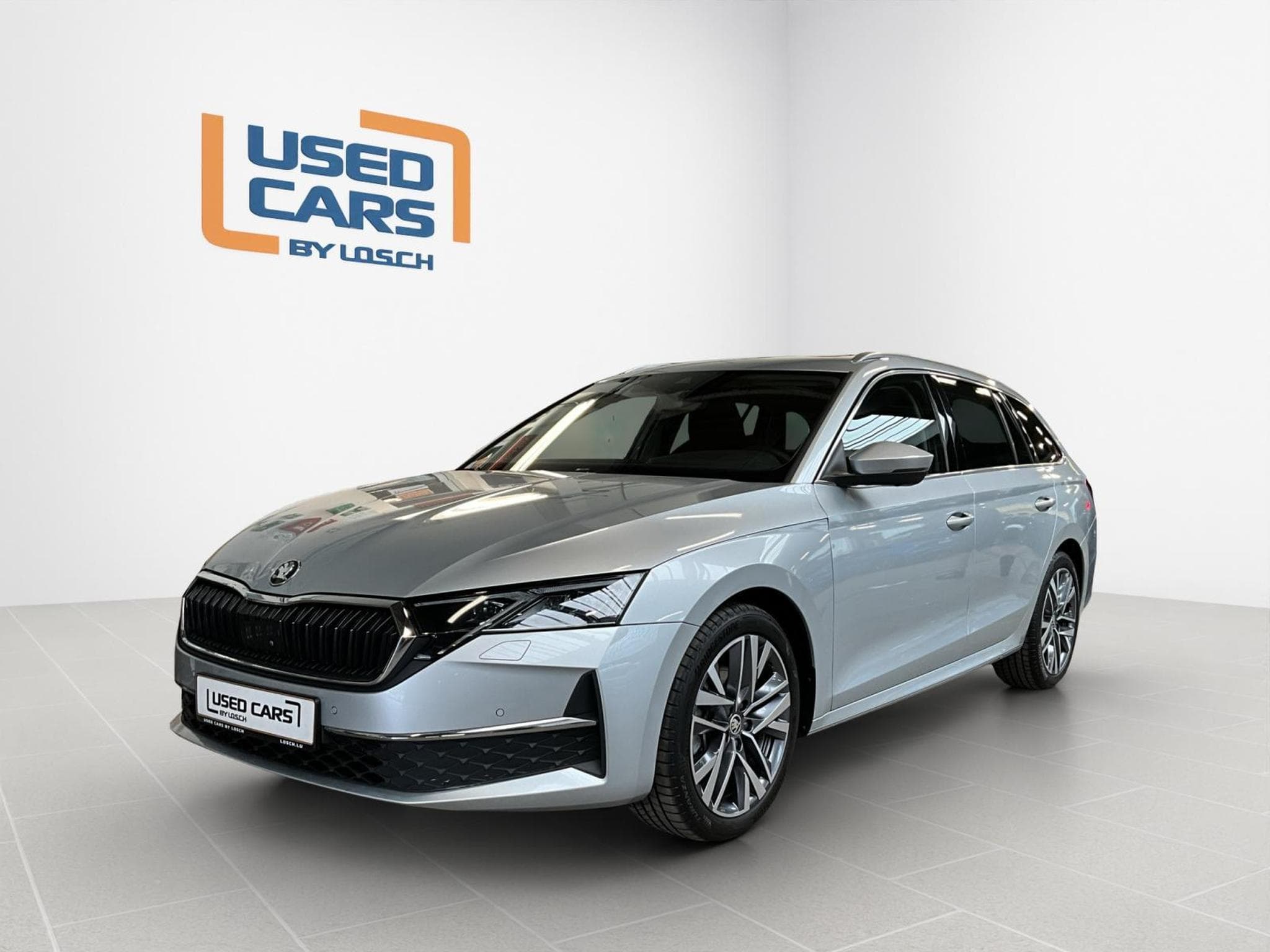Skoda Octavia Combi+Selection+DSG+P.Ultra-Noir (2025) - Foto 1