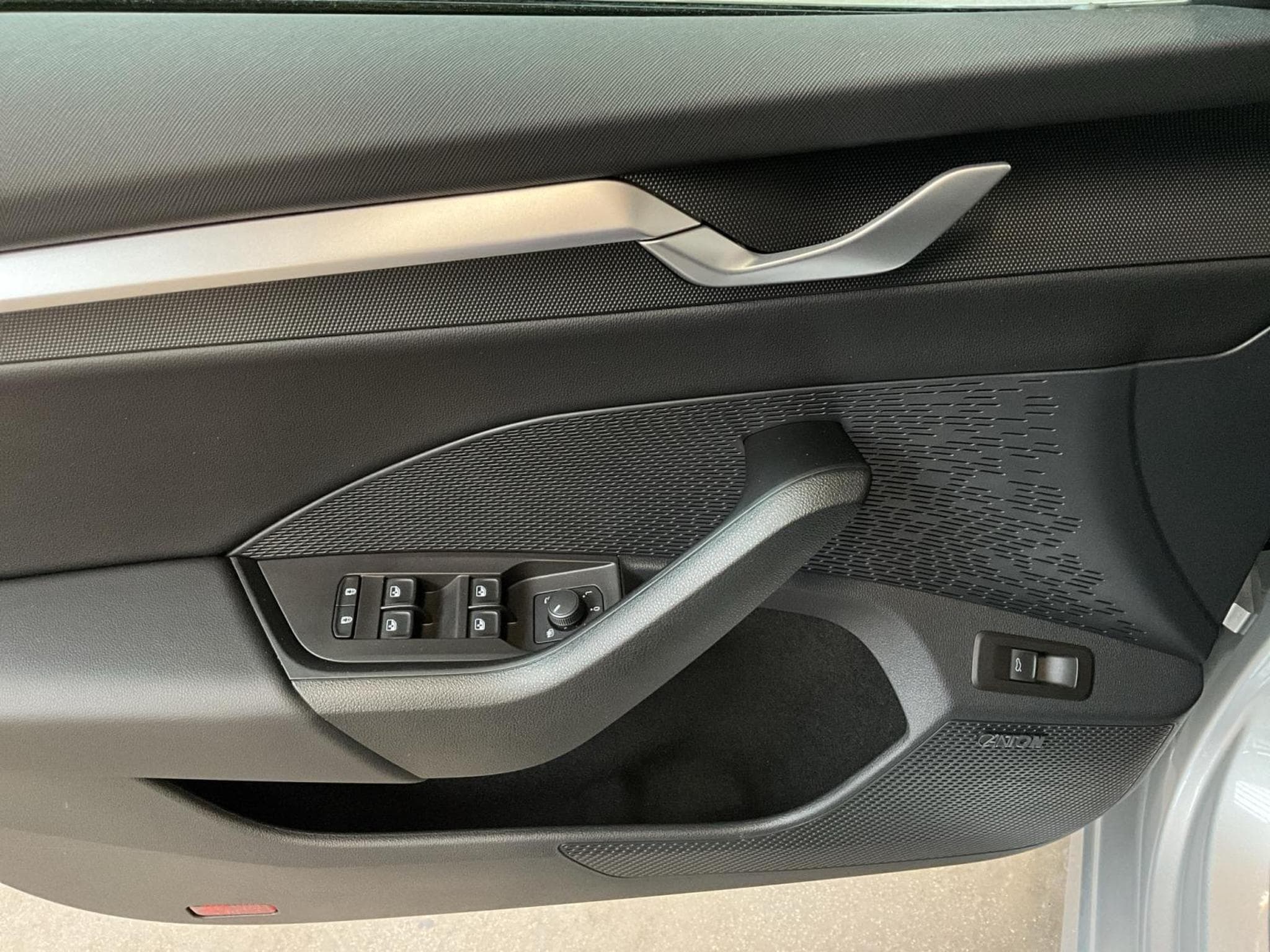 Skoda Octavia Combi+Selection+DSG+P.Ultra-Noir (2025) - Foto 14