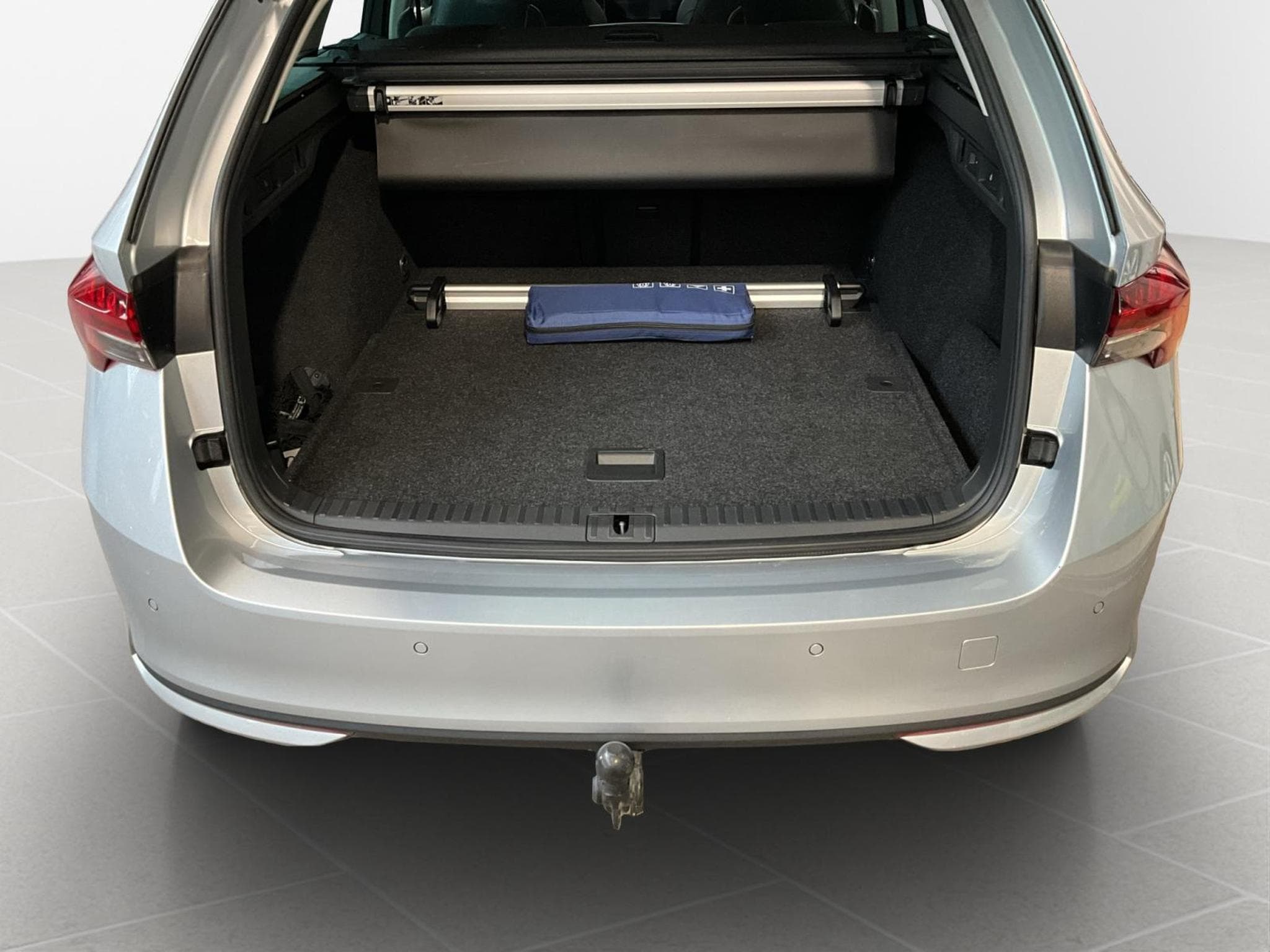 Skoda Octavia Combi+Selection+DSG+P.Ultra-Noir (2025) - Foto 17