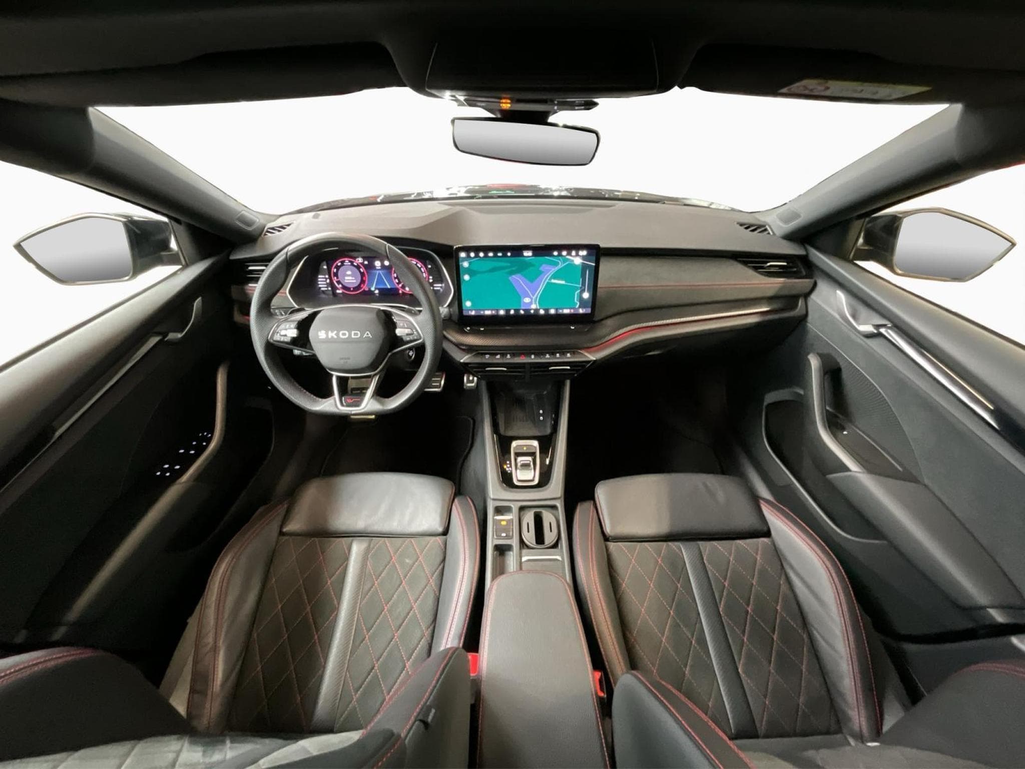 Skoda Octavia RS+DSG+P.Ass.+DCC+LM19+LED+Pano (2025) - Foto 2