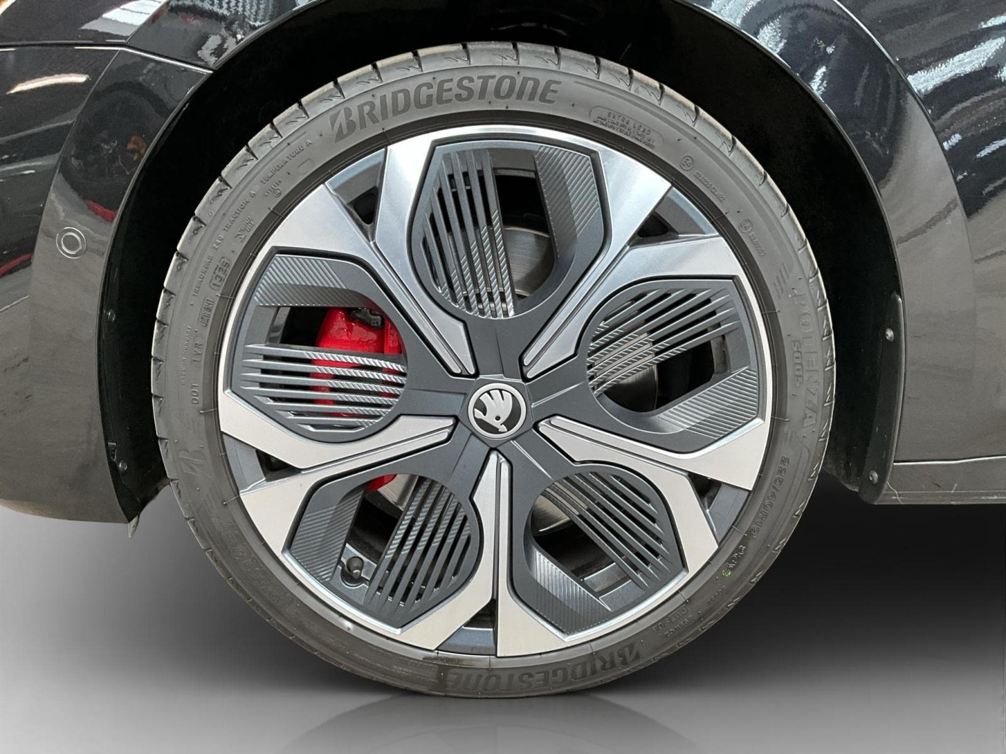 Skoda Octavia RS+DSG+P.Ass.+DCC+LM19+LED+Pano (2025) - Foto 8