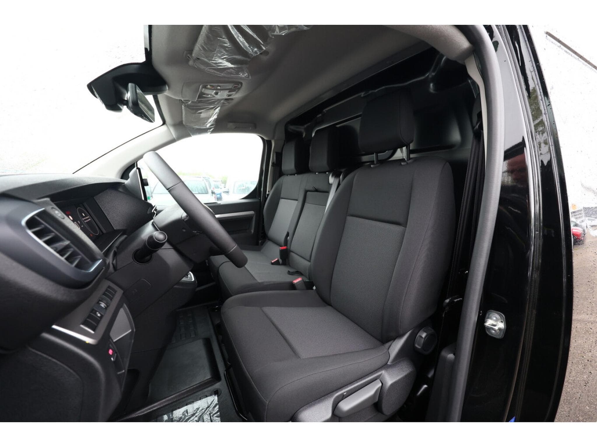 Fiat Scudo 2.0 BlueHDI EAT8 180 (2025) - Foto 6